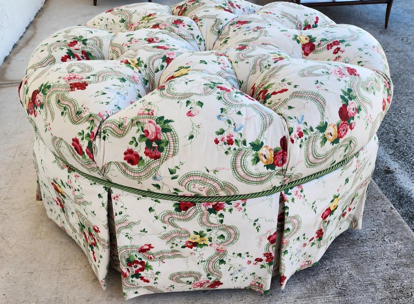 Floral Roses Ottoman Tufted Round For Sale 5