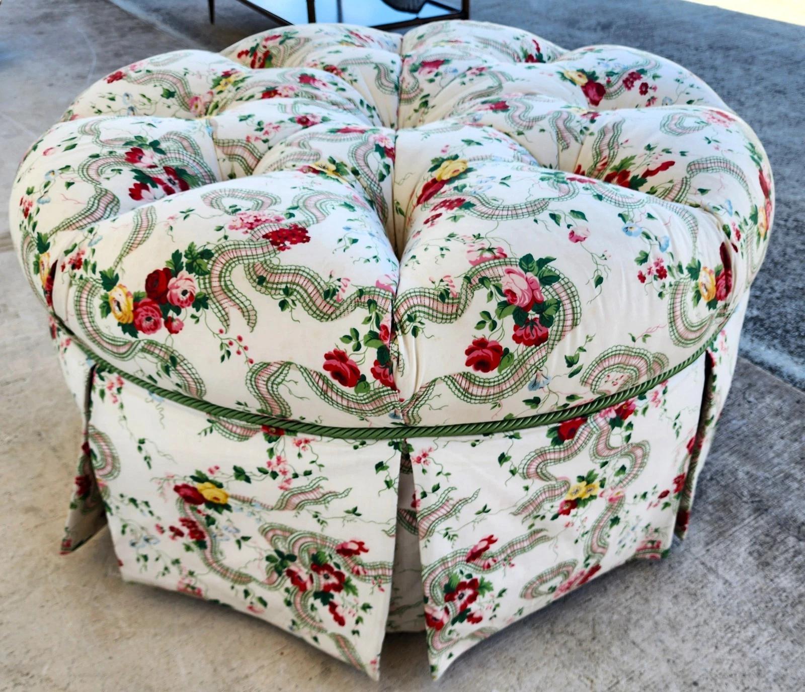Floral Roses Ottoman Tufted Round For Sale 6