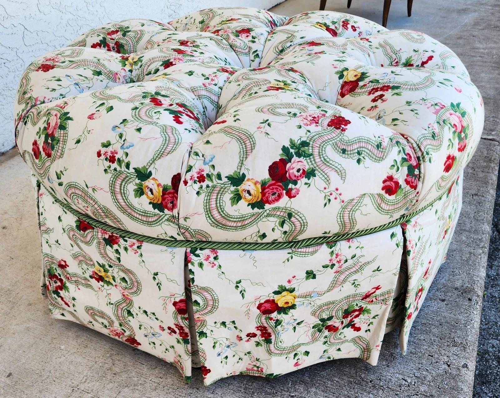 Floral Roses Ottoman Tufted Round For Sale 4