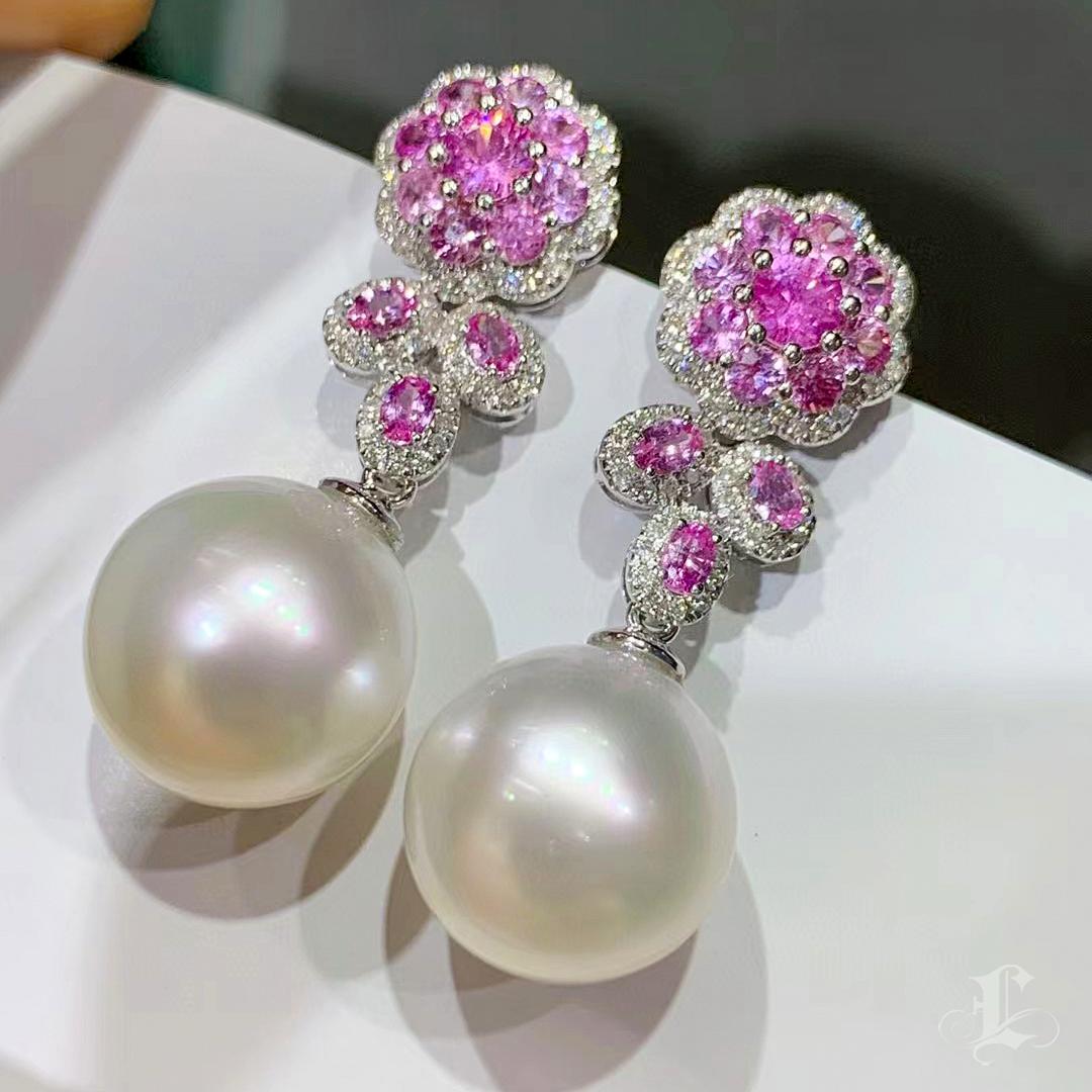 【Vine Symphony】Floral Sapphire Aurora South Sea Pearl Diamond Evening Earrings In New Condition For Sale In New York, NY