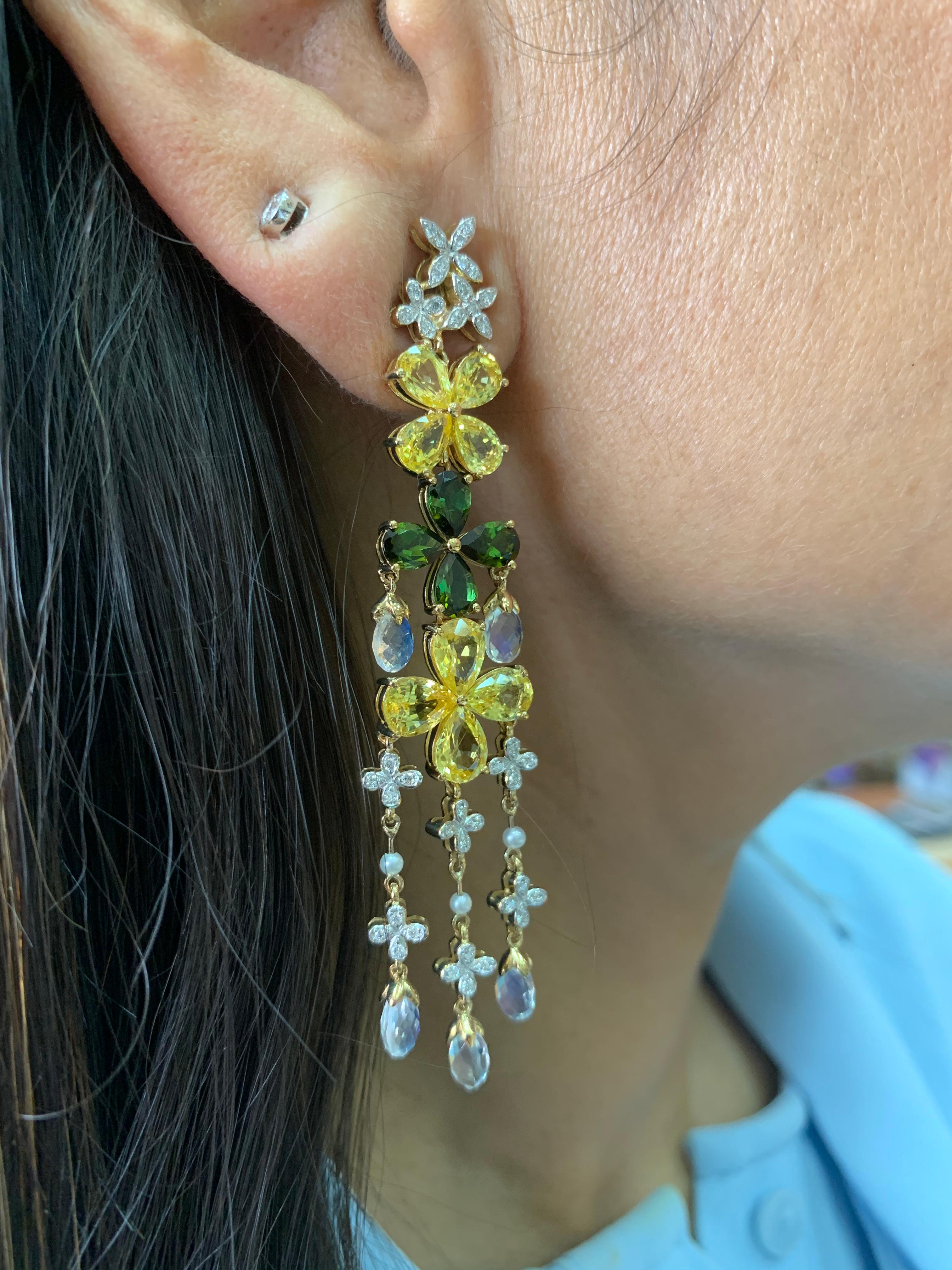 Floral Sapphire Tourmaline Moonstone and Diamond Earring in 18 Karat Yellow Gold In New Condition For Sale In Hong Kong, HK
