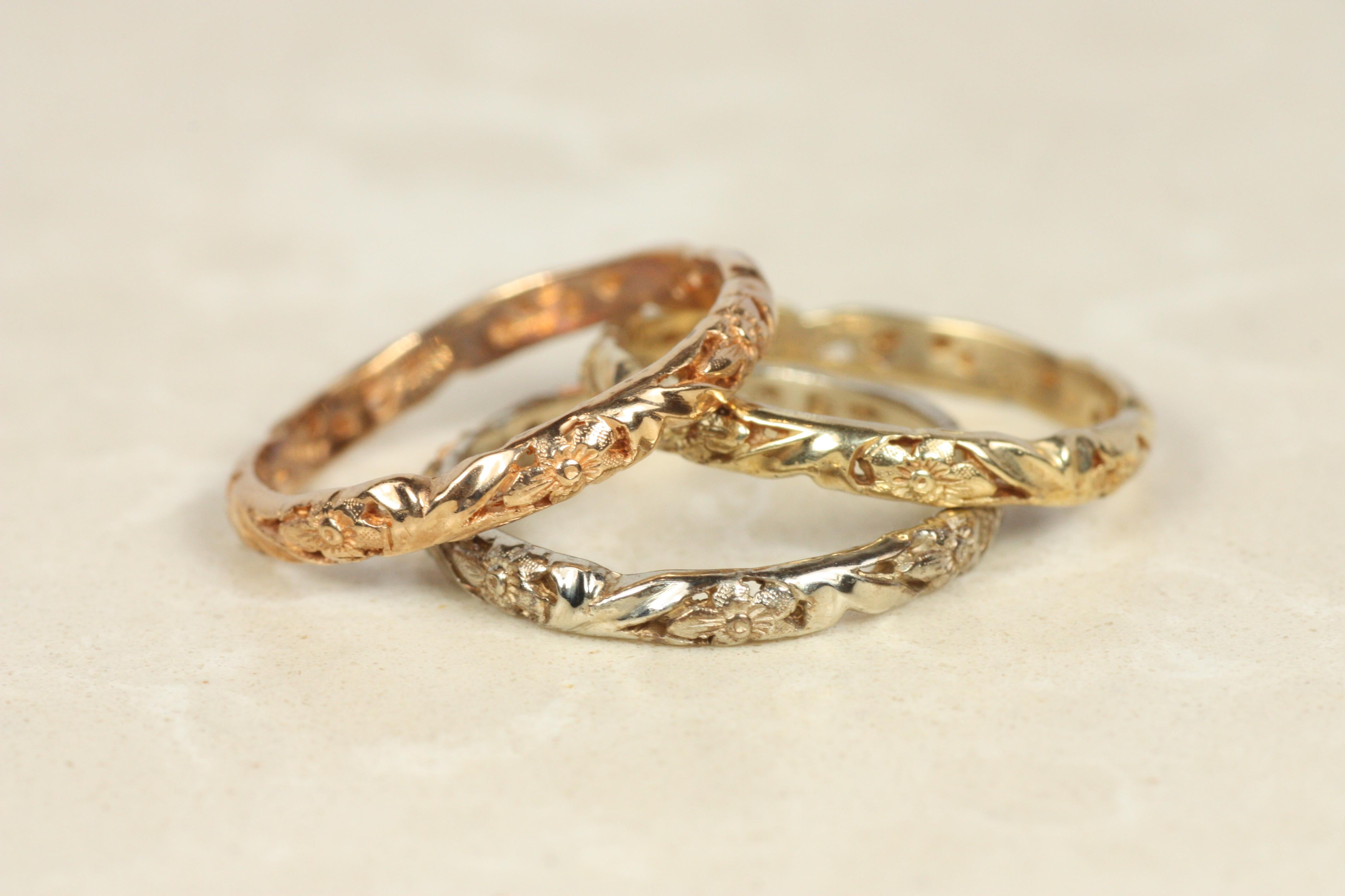 Women's Floral Sculpted Rose Gold Vintage-Inspired Wedding Band For Sale