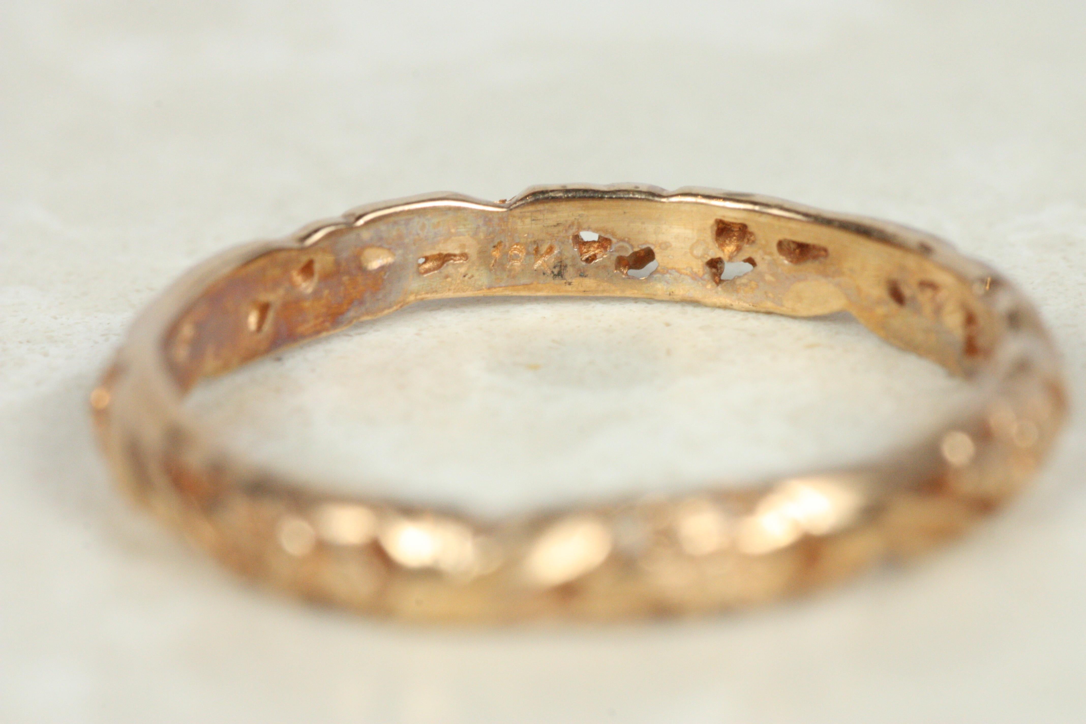 Floral Sculpted Rose Gold Vintage-Inspired Wedding Band For Sale 3
