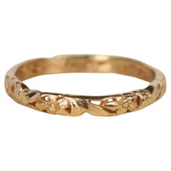 Floral Sculpted Rose Gold Vintage-Inspired Wedding Band