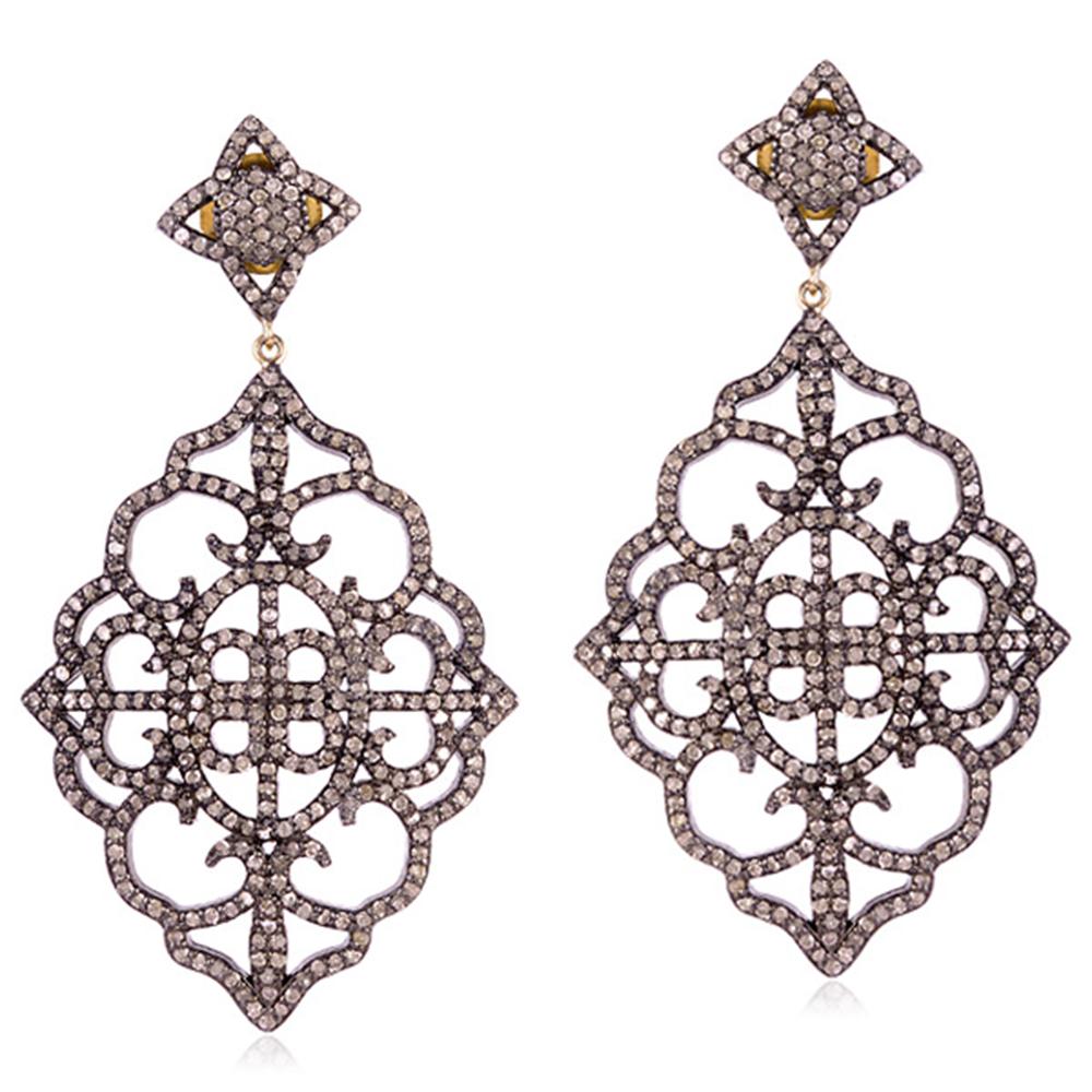 Floral Shape Pave Diamond Dangle Earring in Gold & Silver In New Condition For Sale In New York, NY
