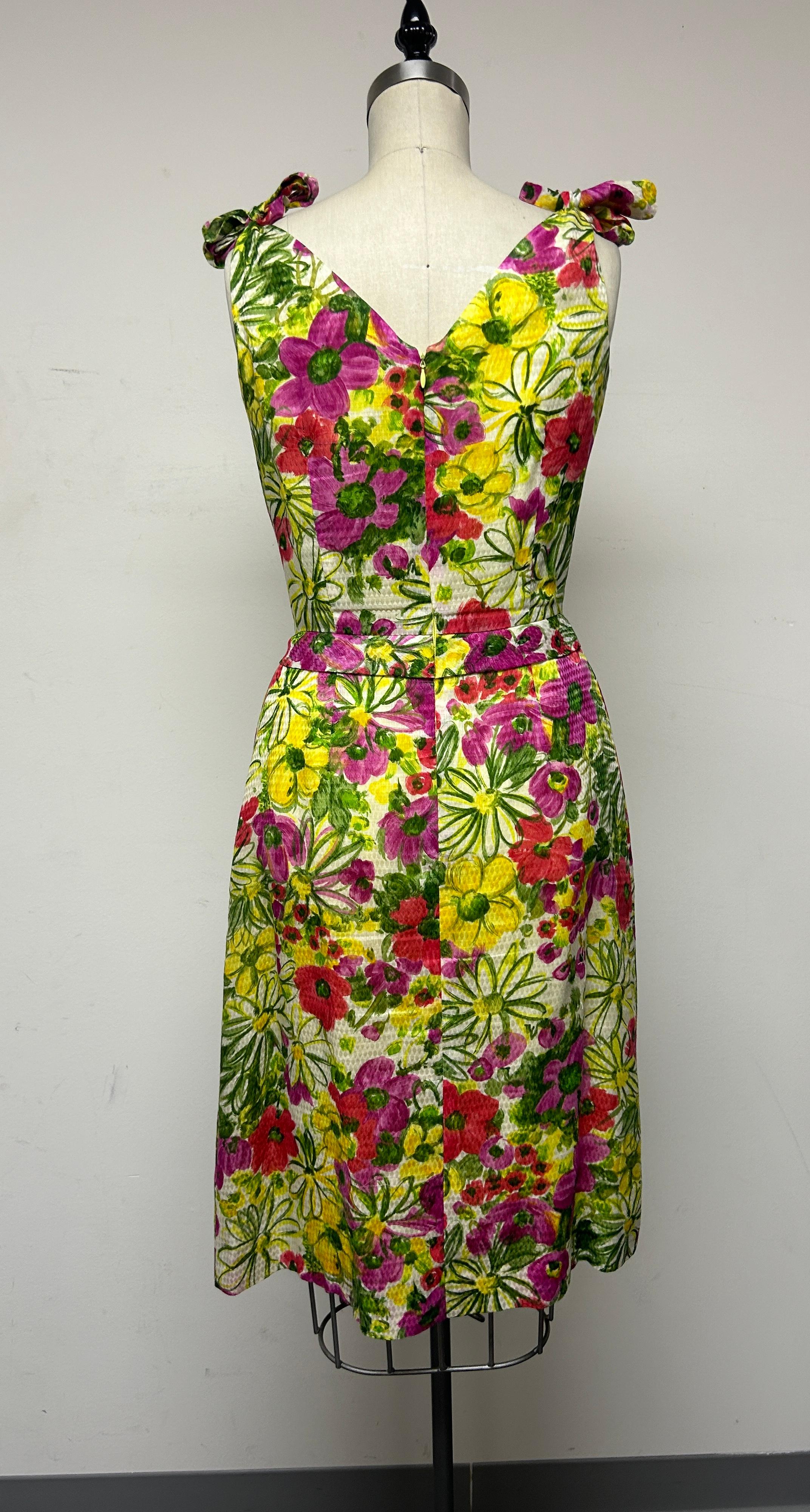 Buntes Vintage-Baumwollkleid mit geblümten Schultern und V-Ausschnitt und Schlaghose Damen im Angebot