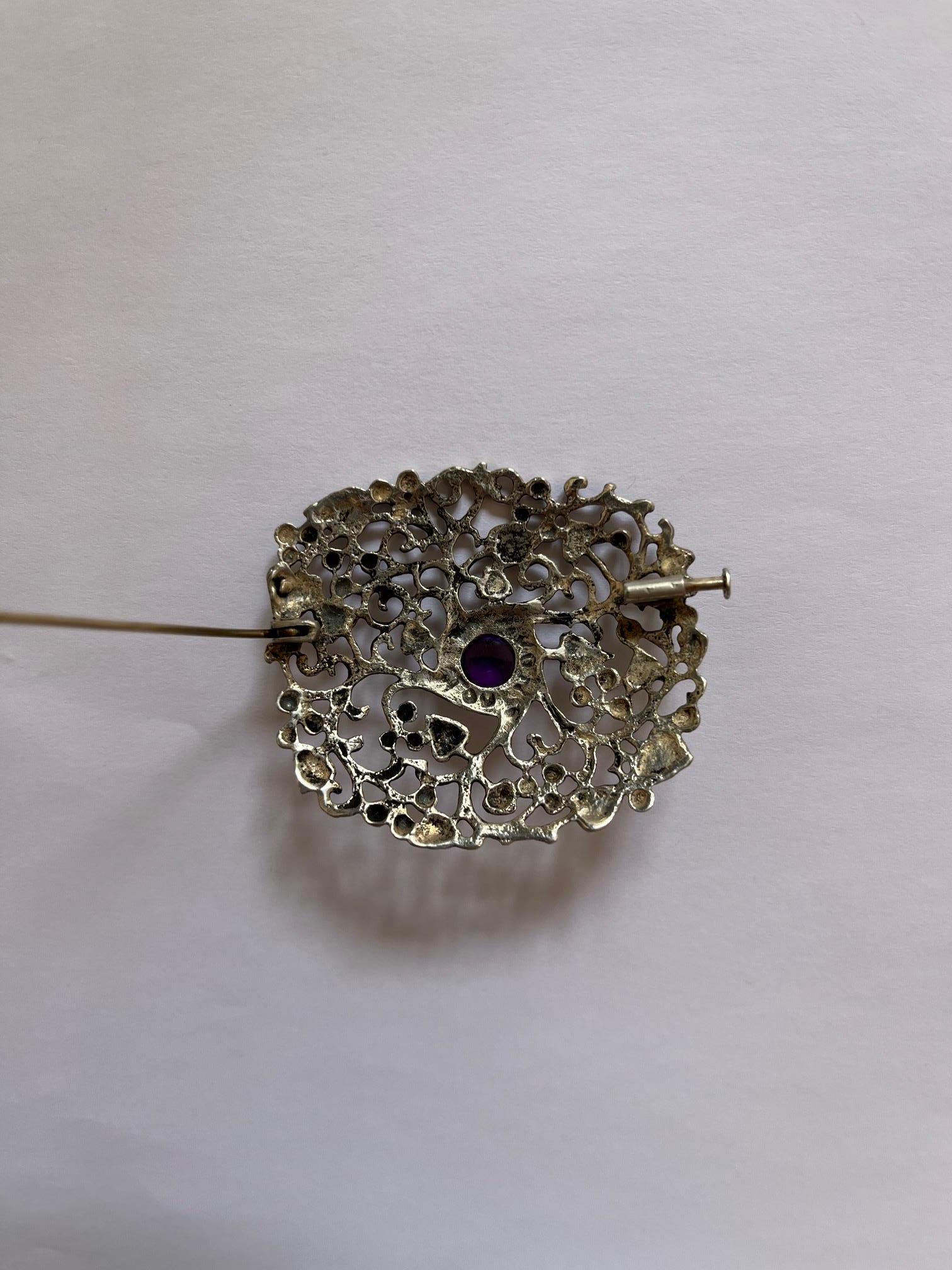 Floral Silver Brooch with Purple Cabochon Center Signed In Good Condition For Sale In PARIS, FR