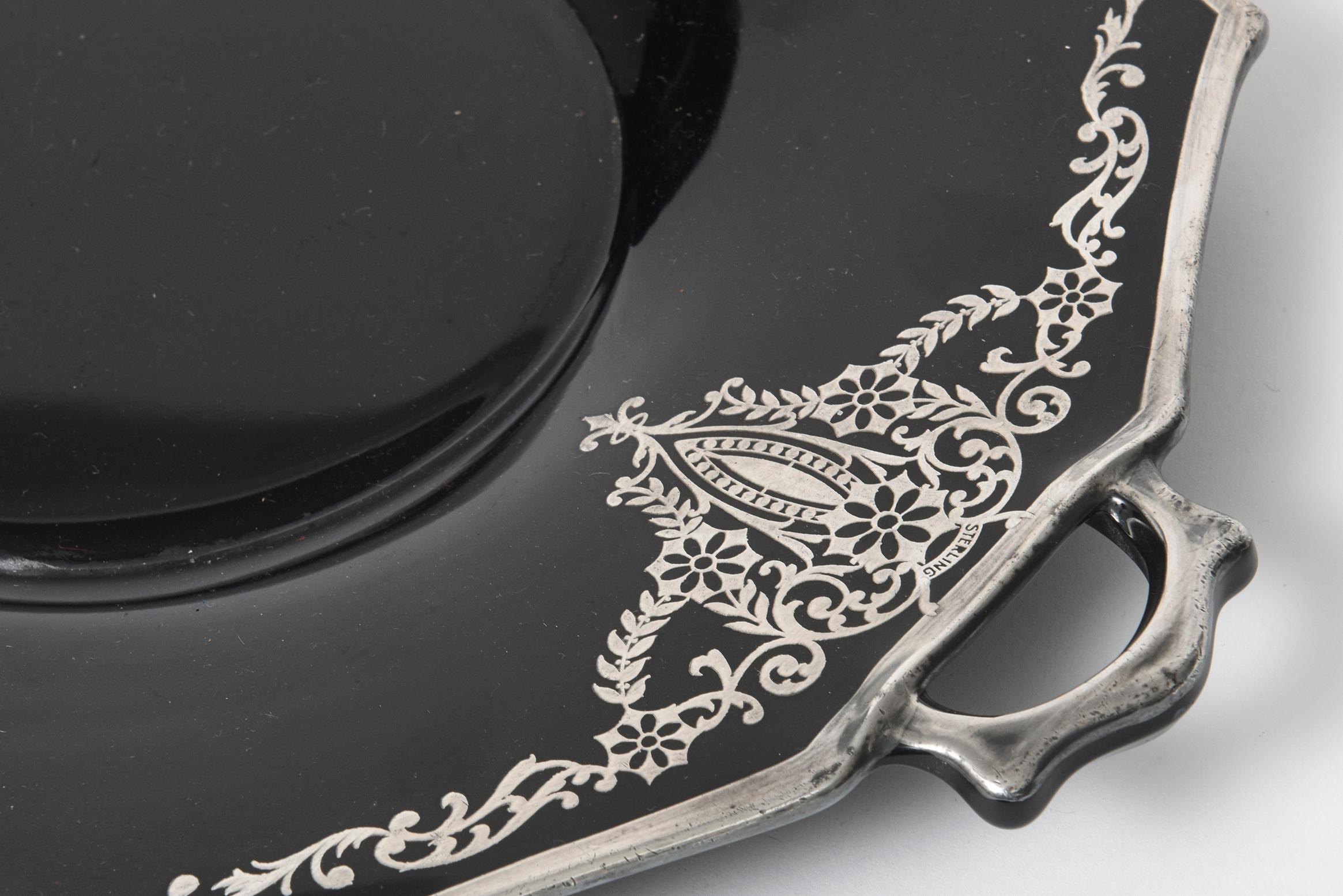 Floral Sterling Silver Overlay Black Amethyst Glass Handled Serving Tray In Good Condition In Miami Beach, FL