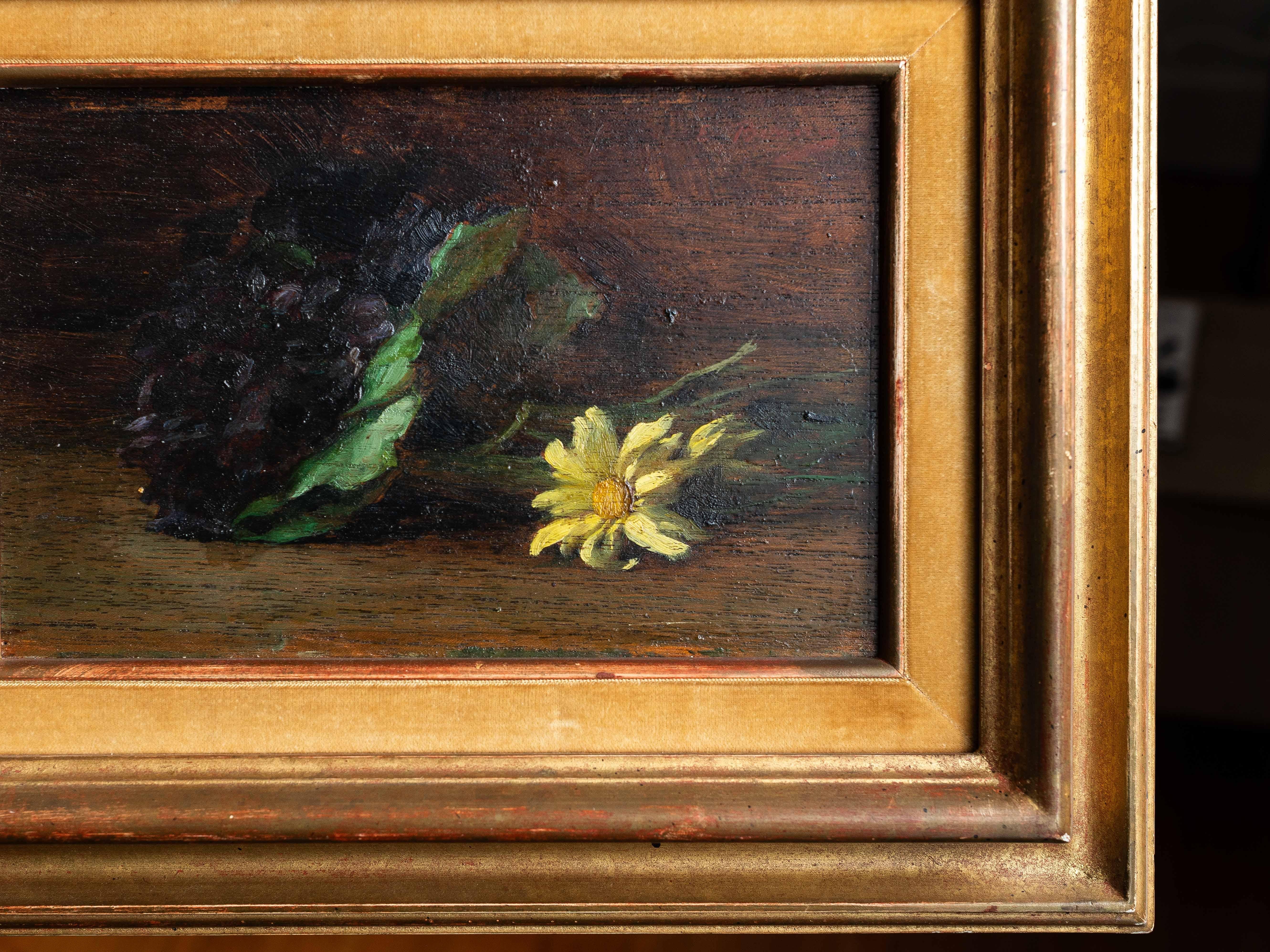 Floral Still Life, Oil Painting in Gilded Oak Frame, Late 19th Century

This oil painting on canvas, is dating from late 19th to early 20th century.

A striking floral still life with a rich interplay of colors : a vibrant yellow daisy adding a