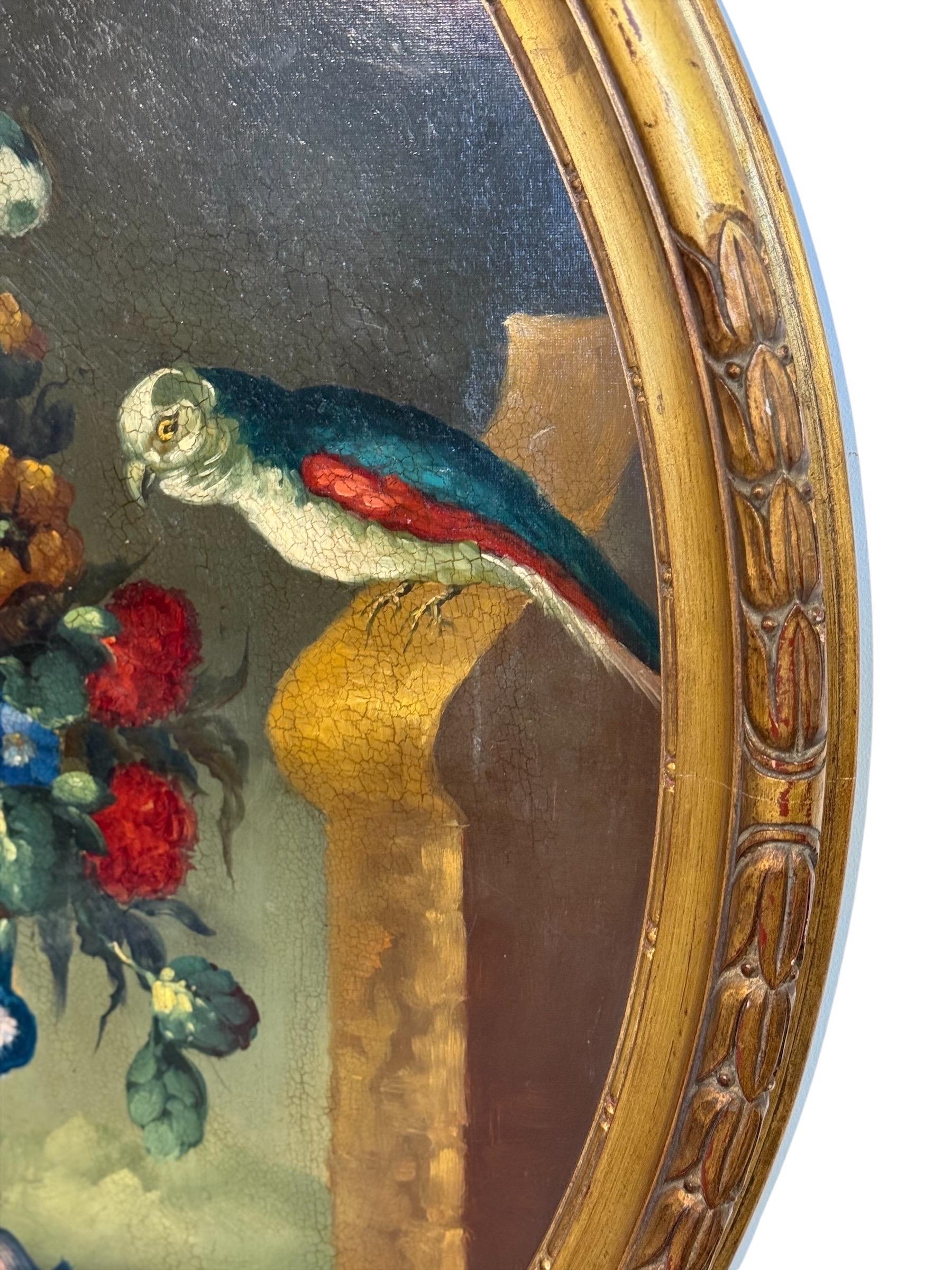 Nature morte florale avec perroquet, huile ovale sur panneau, signée, fin du 19e s. en vente 2