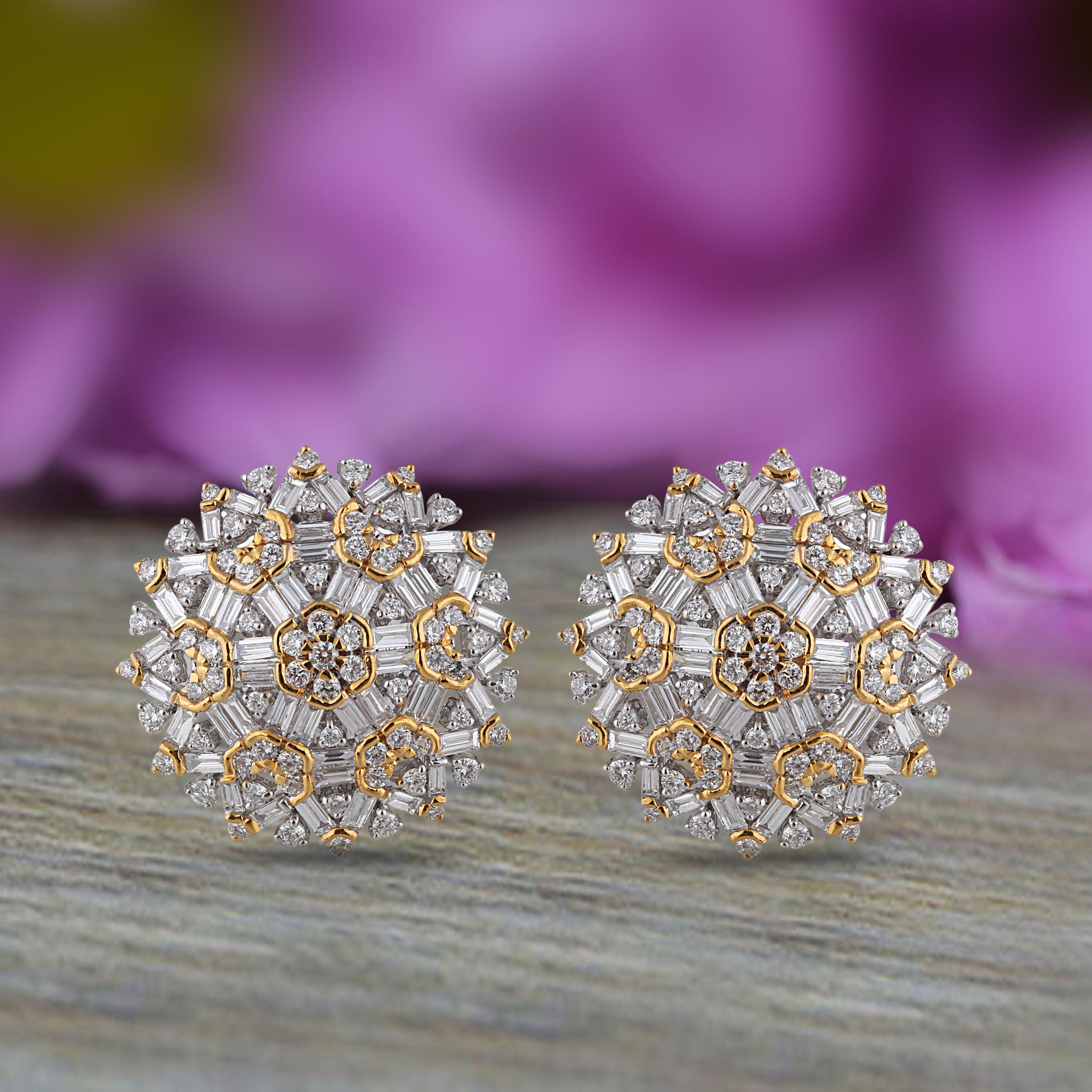 Women's Floral Stud Earrings in Diamonds and 18 Karat Gold