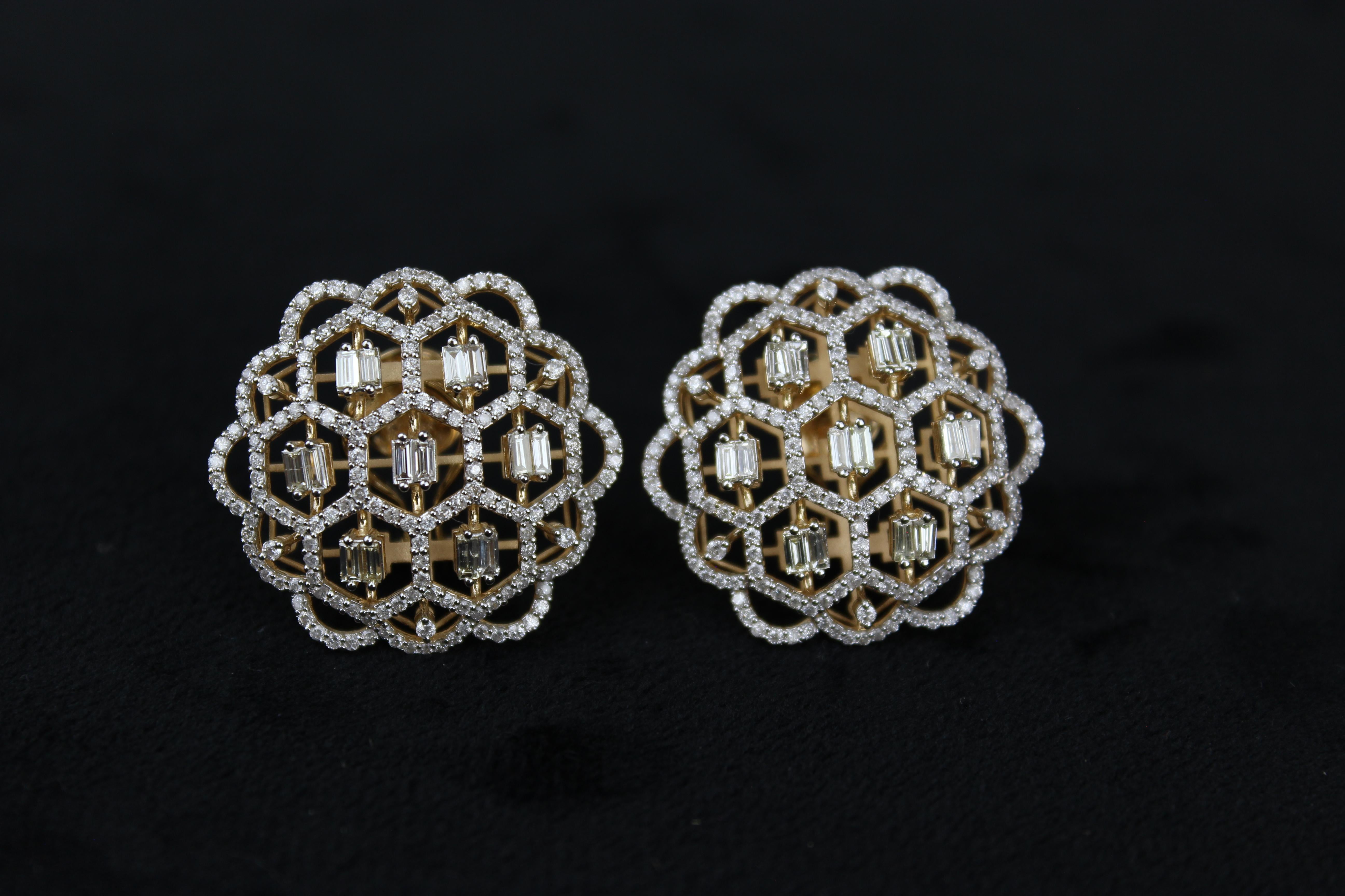 Baguette Cut Floral Stud Earrings with Baguettes & Round Diamonds set in 18k Solid Gold For Sale