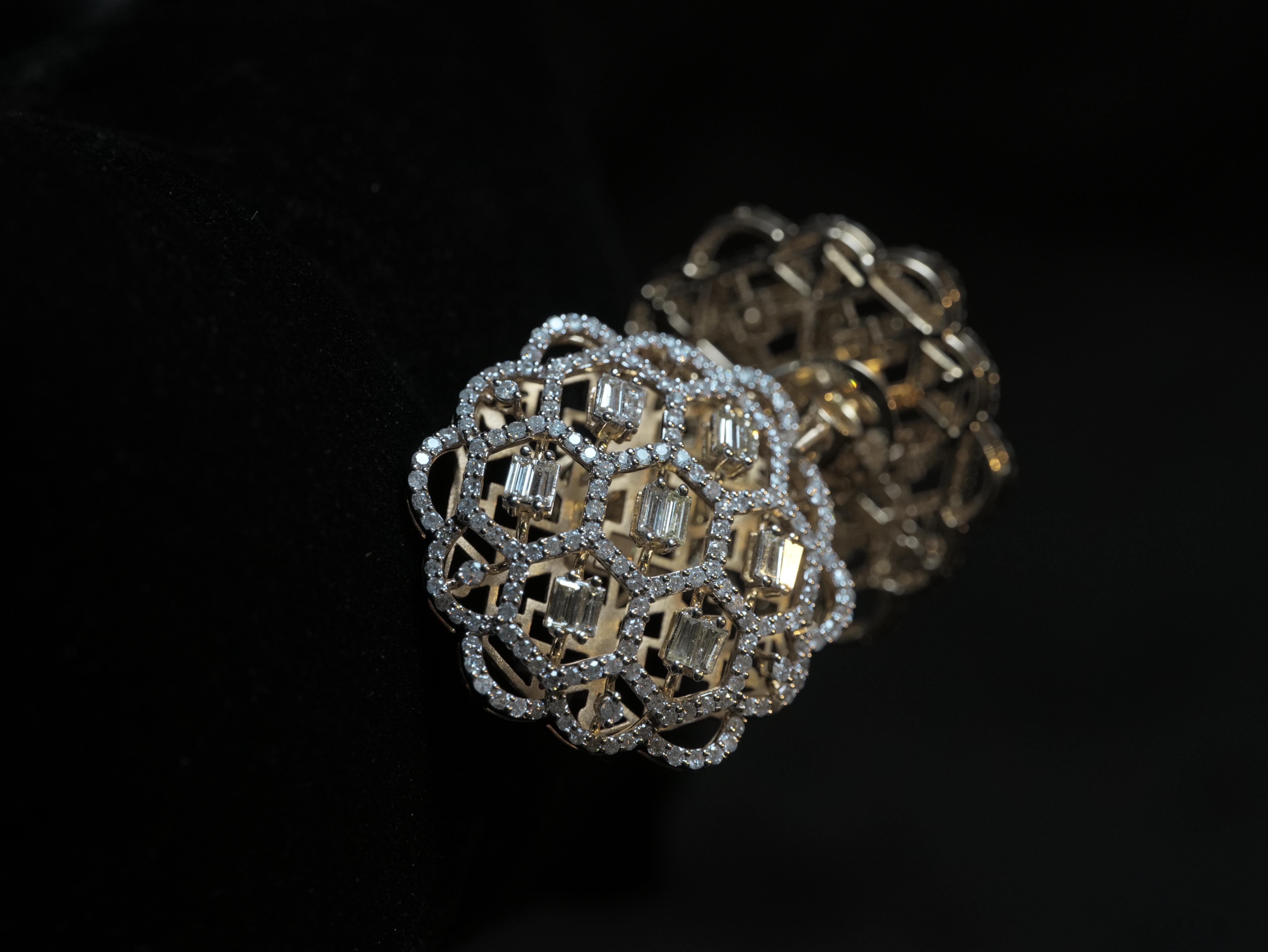 Floral Stud Earrings with Baguettes & Round Diamonds set in 18k Solid Gold For Sale 4