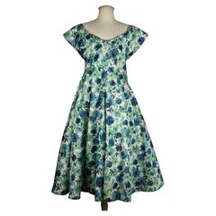 Vestido de tafetán floral