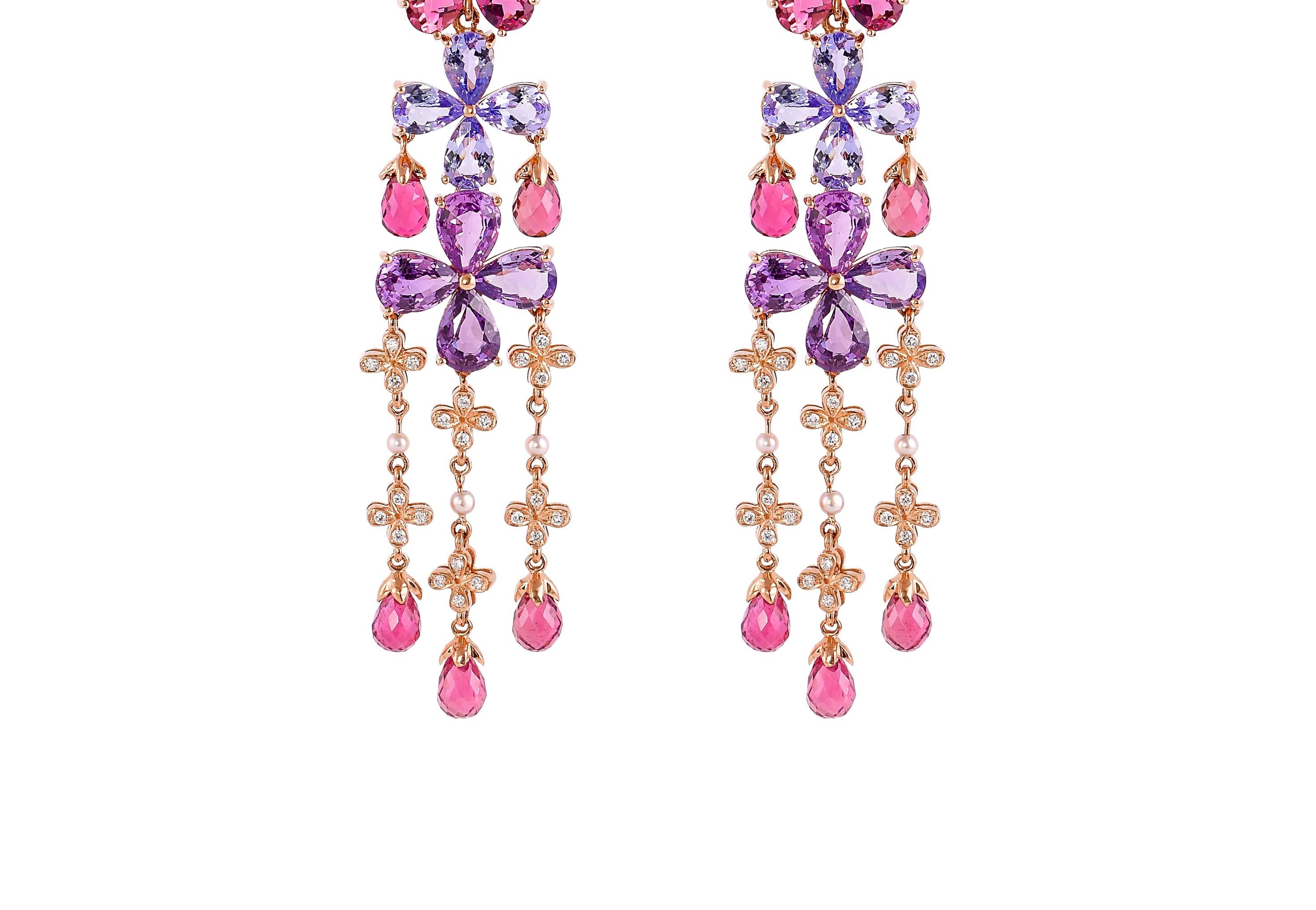 Taille mixte Sunita Nahata, boucles d'oreilles en or 18 carats avec tanzanite, saphir, tourmaline et diamants en vente