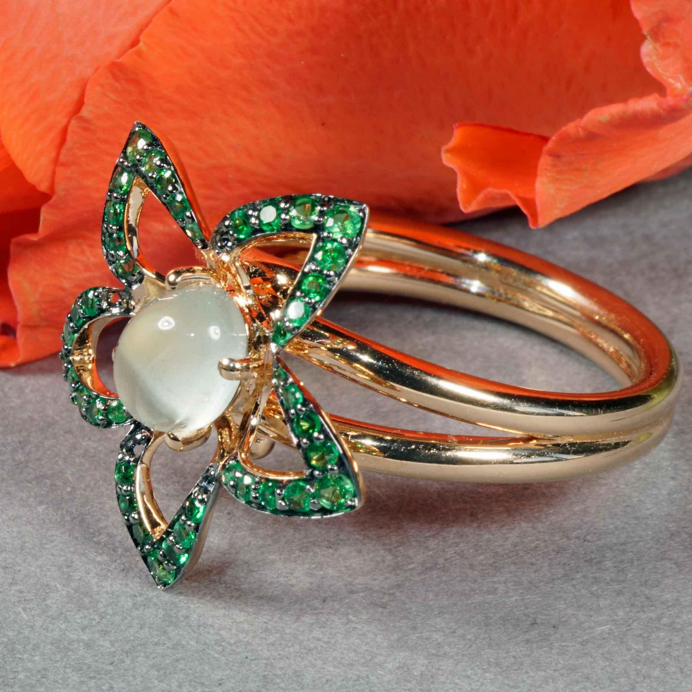 Floral Tsavorite Moonstone Ring fantastic Combination 21x19 mm handmade in Italy For Sale 4
