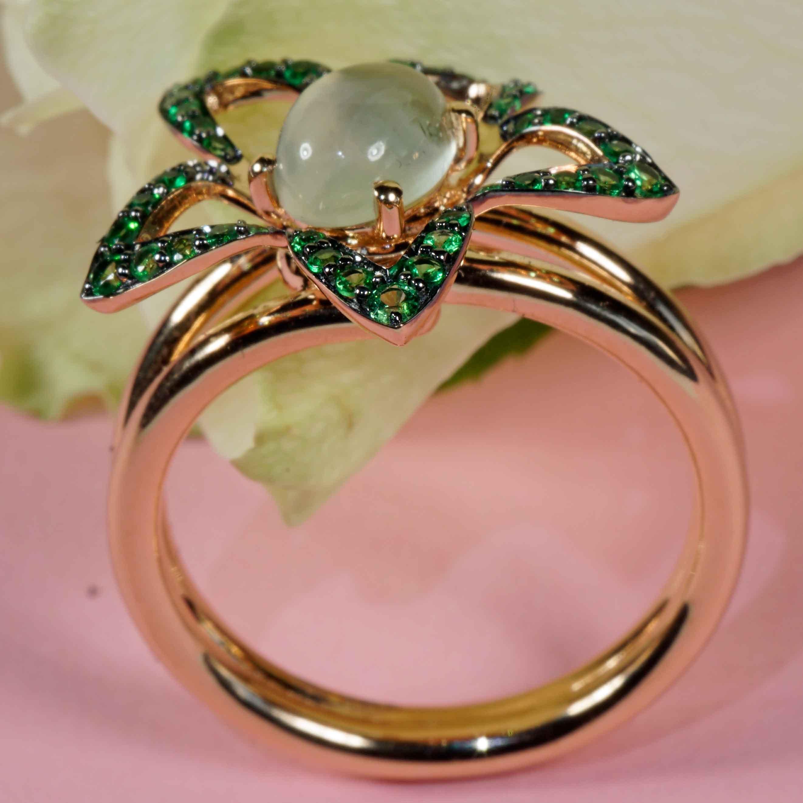 Modern Floral Tsavorite Moonstone Ring fantastic Combination 21x19 mm handmade in Italy For Sale