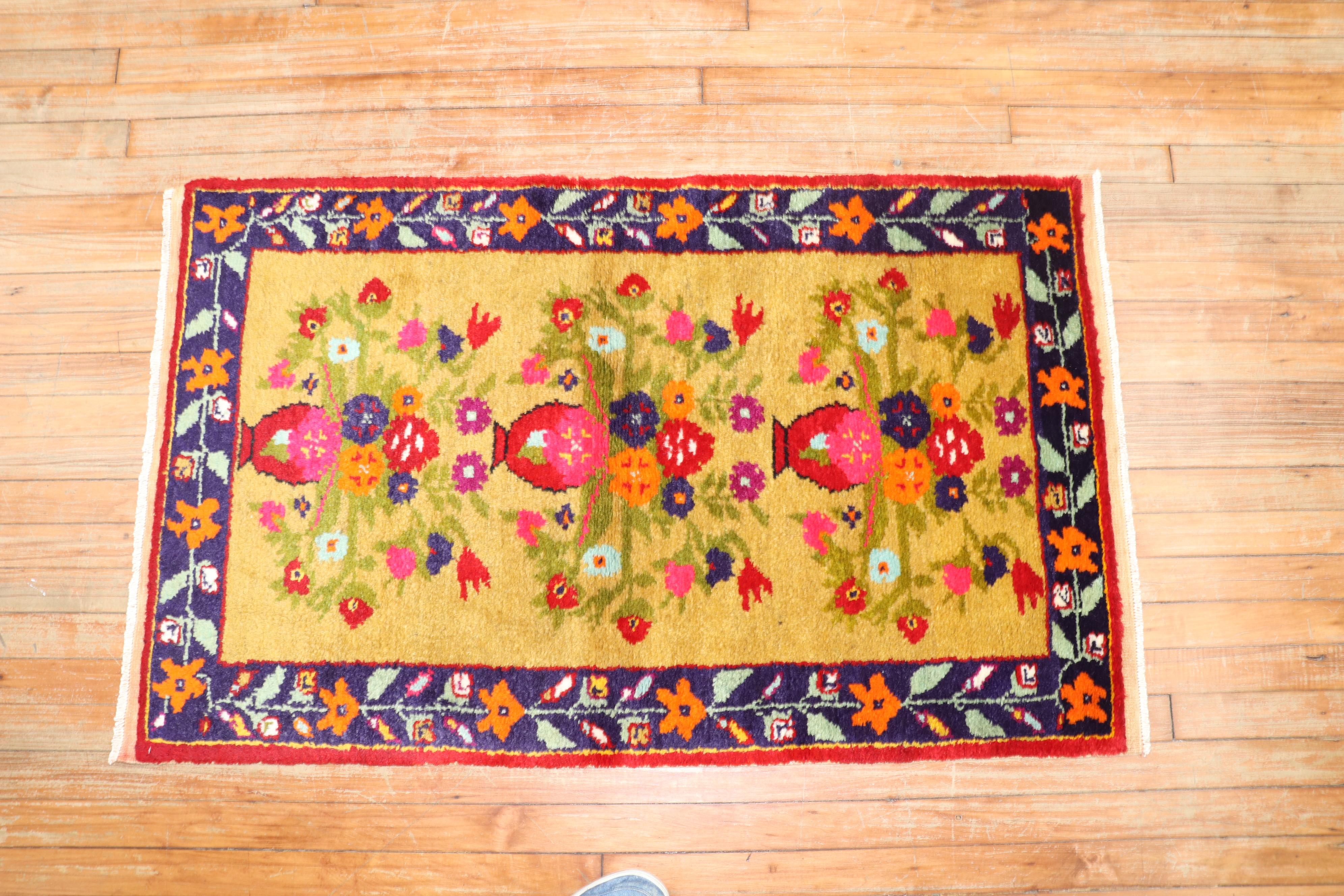 Floral Turkish Konya Rug In Good Condition For Sale In New York, NY