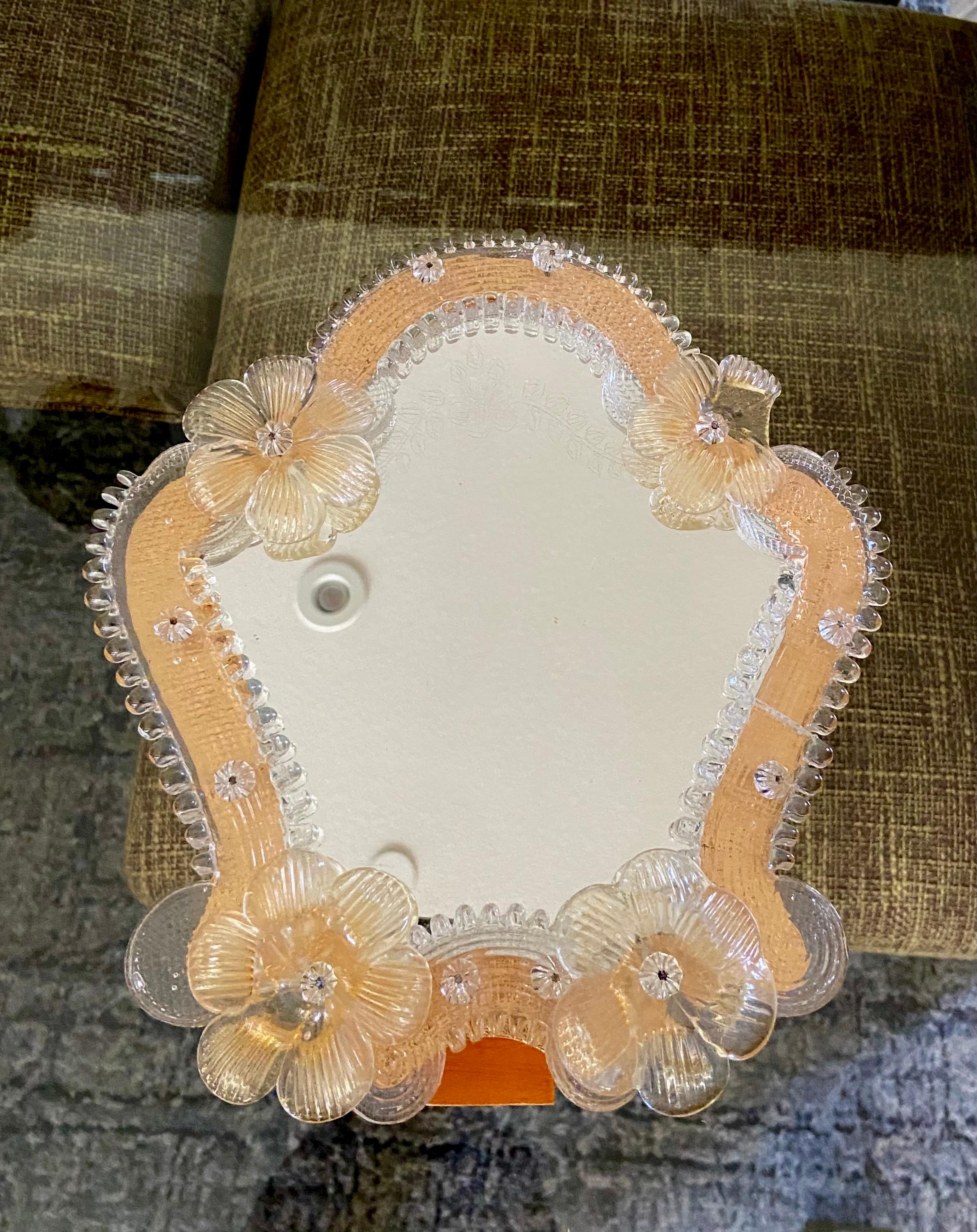 Miroir de table en verre vénitien à motifs floraux de Murano en vente 4