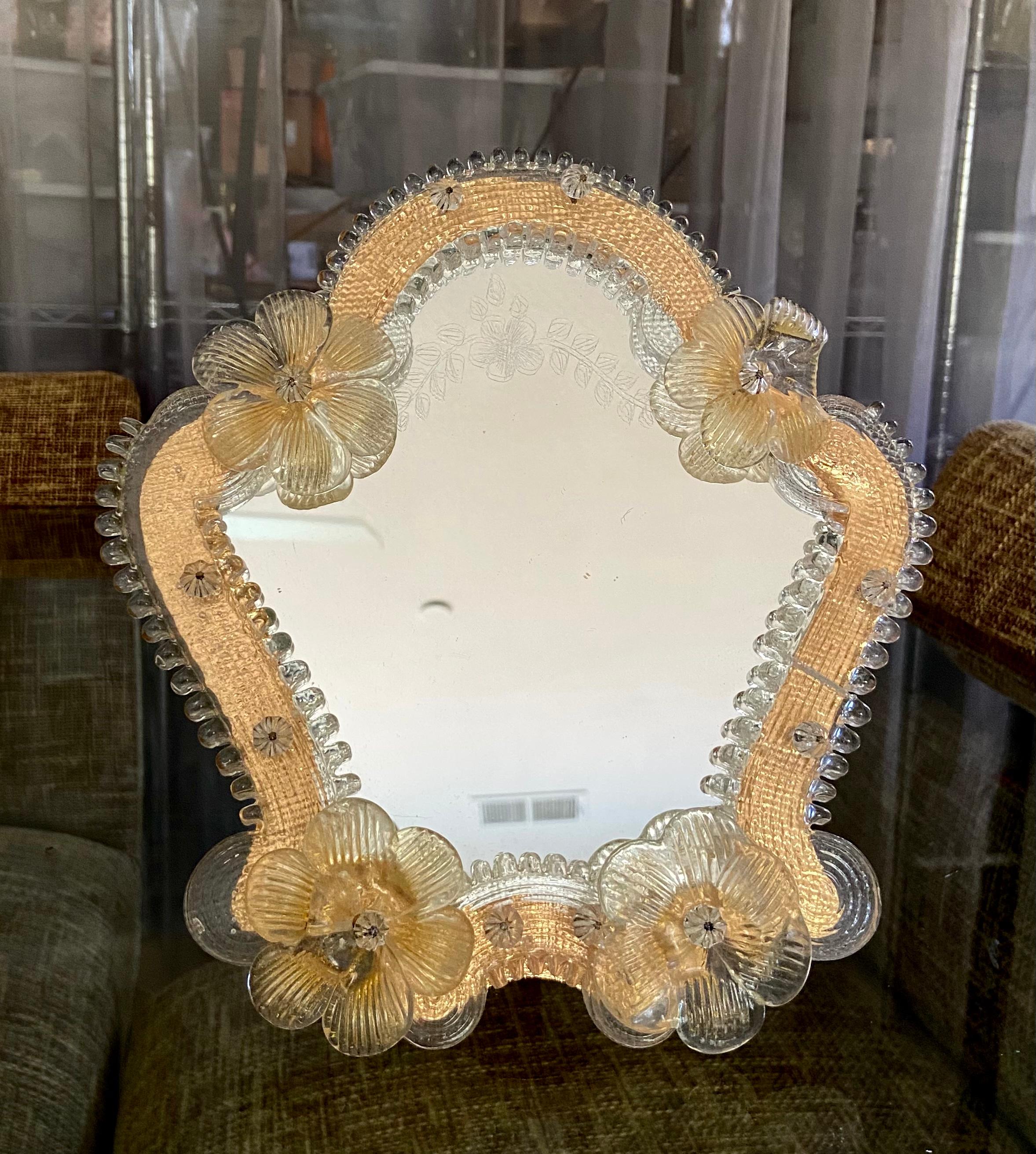Miroir de table en verre vénitien à motifs floraux de Murano en vente 7