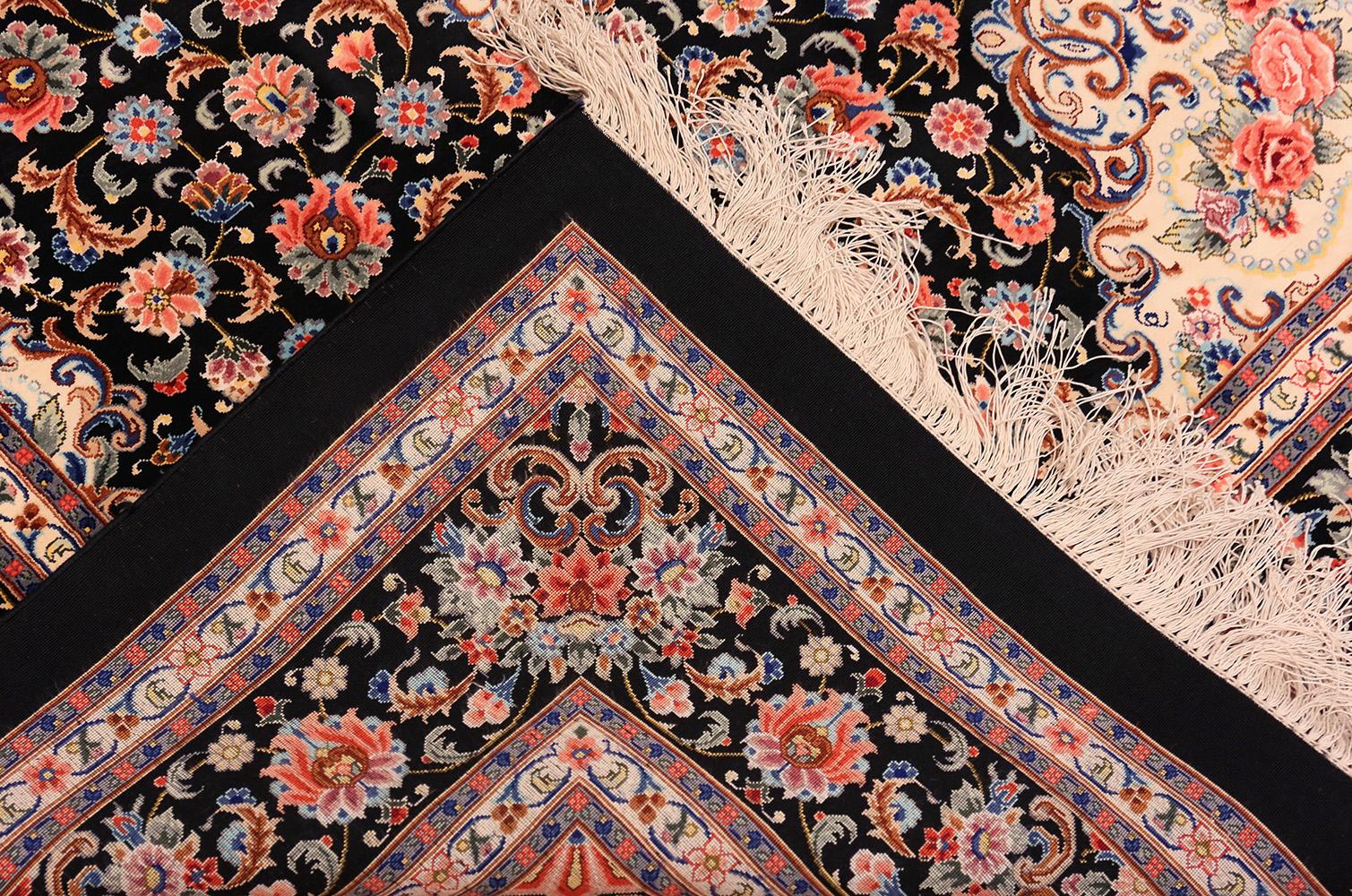 Floral Vintage Persian Silk Qum Medallion Rug. 3 ft 7 in x 5 ft 7 in 2