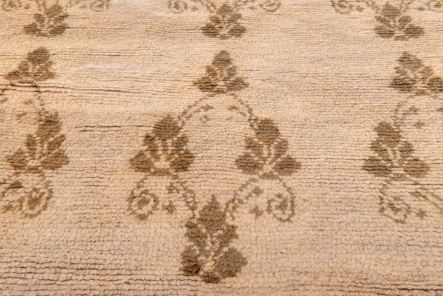Floral Vintage Tulu Carpet 2