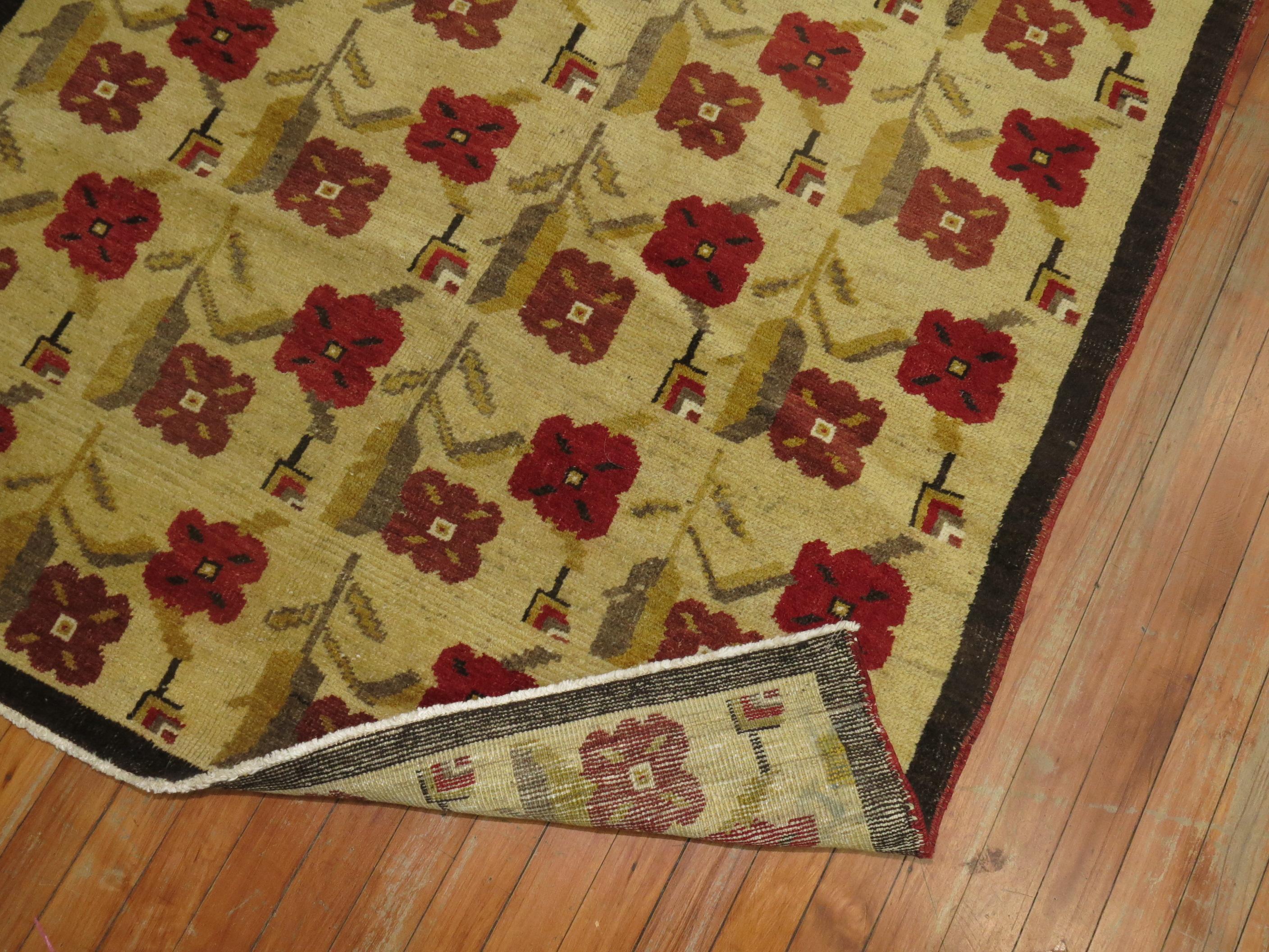 Alfombra Turca Vintage Floral de 4 x 7 pies Anudado a mano en venta
