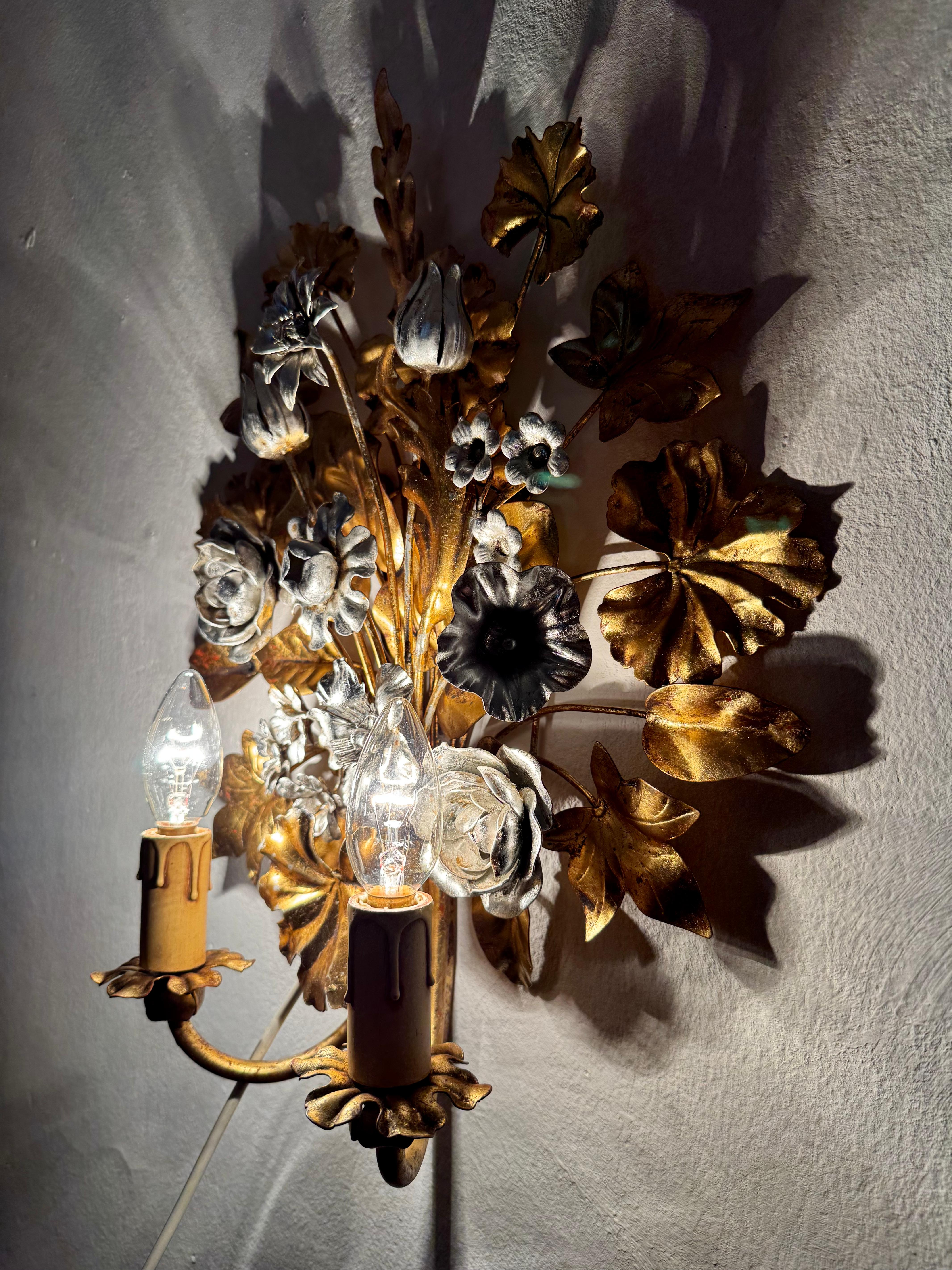 Florale wandleuchte by Hans Kögl im Angebot 4