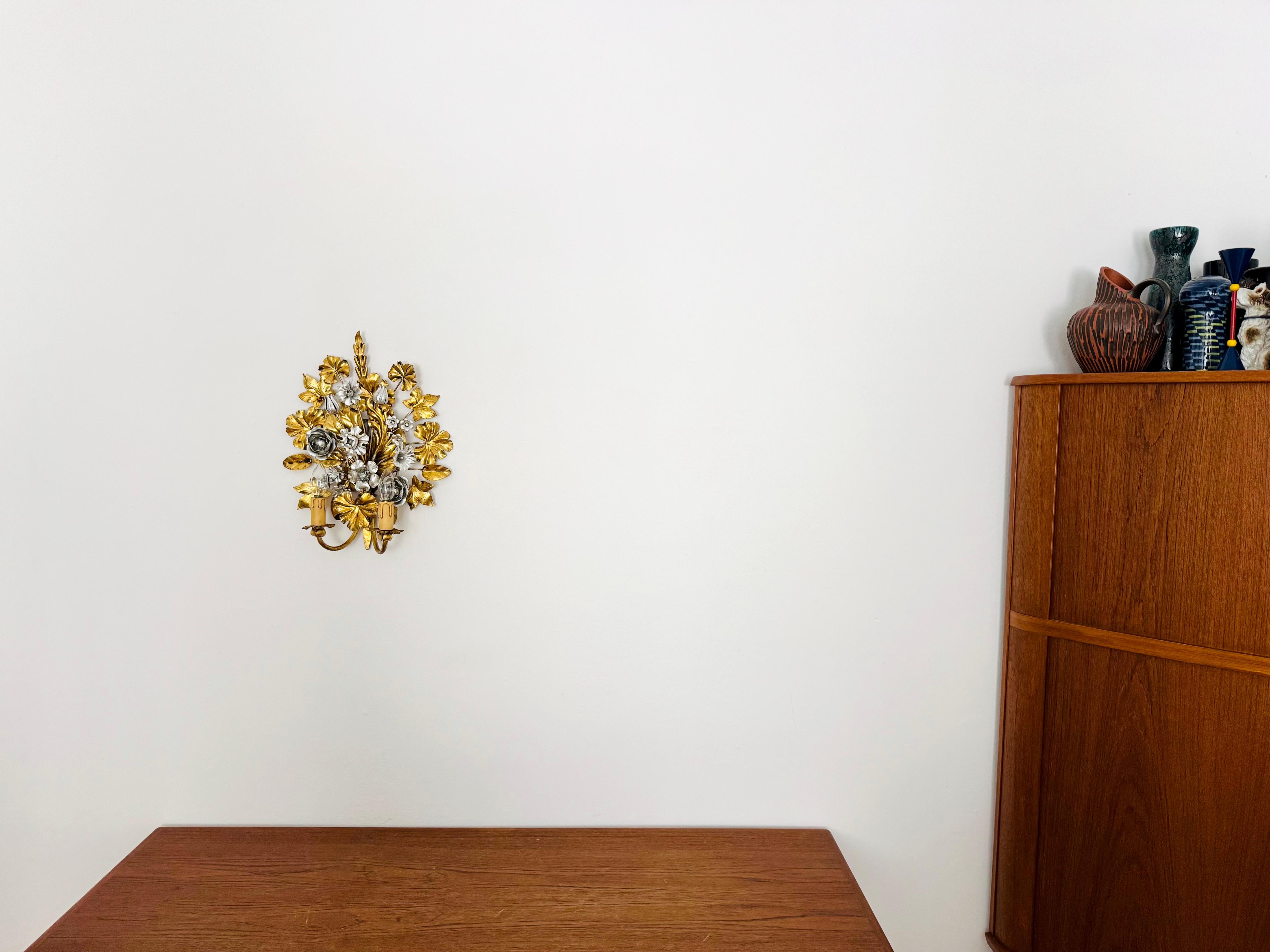 Florale wandleuchte by Hans Kögl im Zustand „Gut“ im Angebot in München, DE