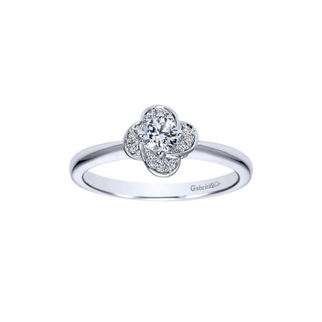 Women's Floral White Gold Diamond Engagement Ring For Sale
