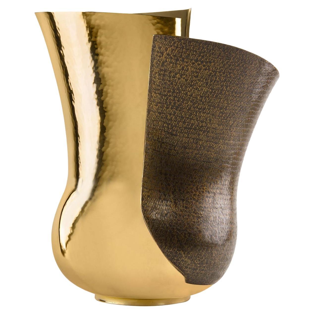 Florem Golden Vase by Riccardo Erata For Sale