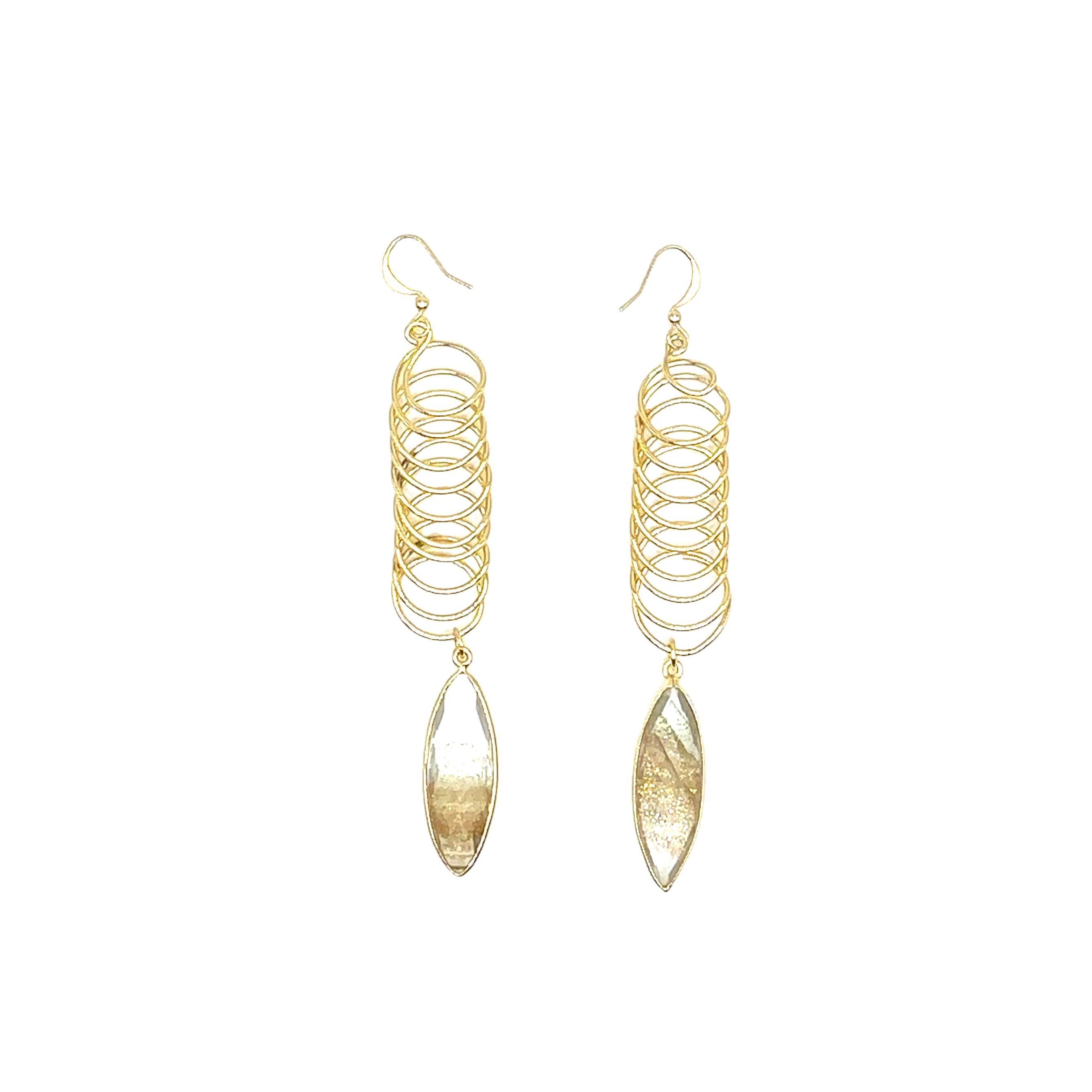 Contemporain Pendants d'oreilles Florence en or 14 carats plaqué avec quartz rutile en vente