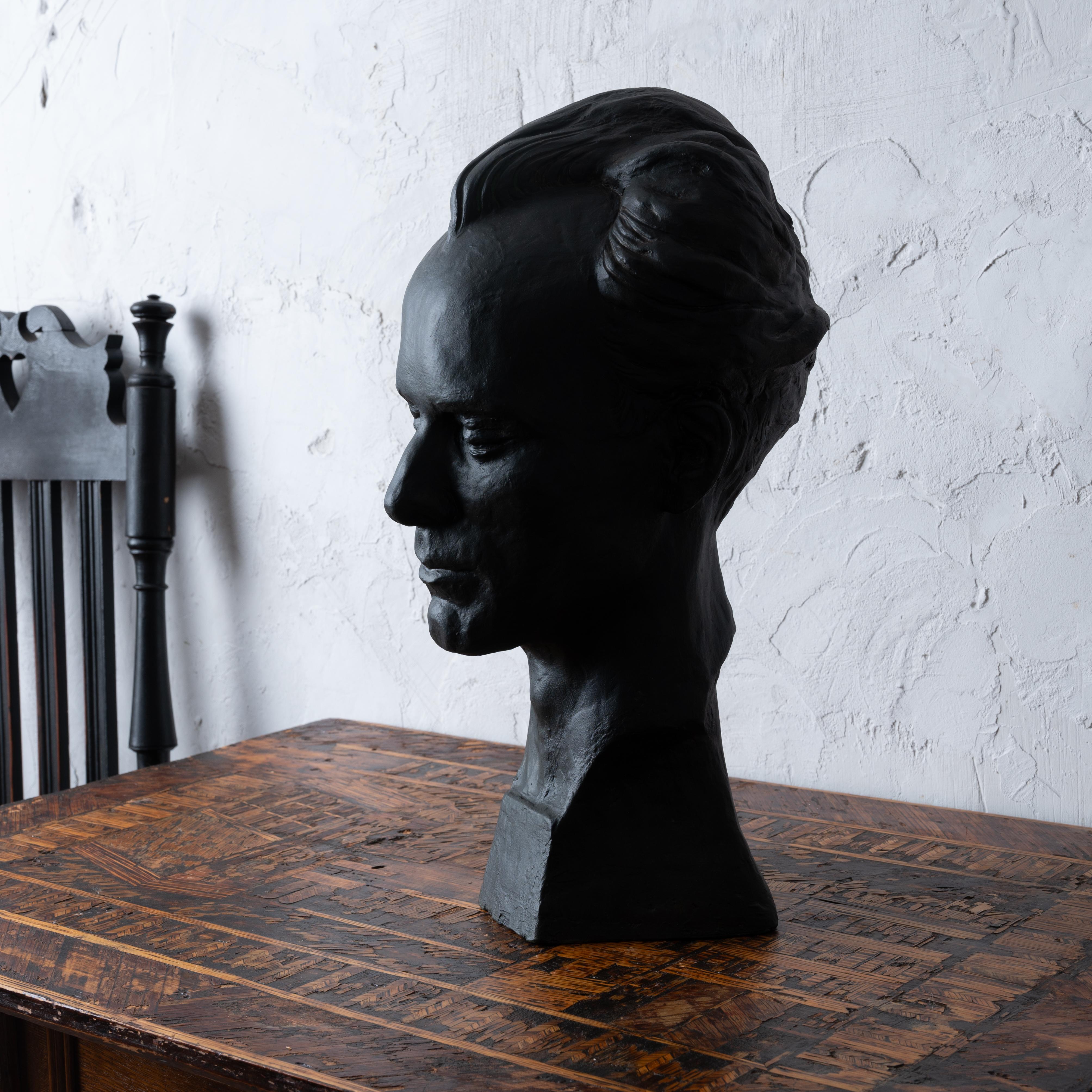 Florence Fiore - Rudolph Gruen Plaster Bust, c.1930s In Good Condition For Sale In Savannah, GA