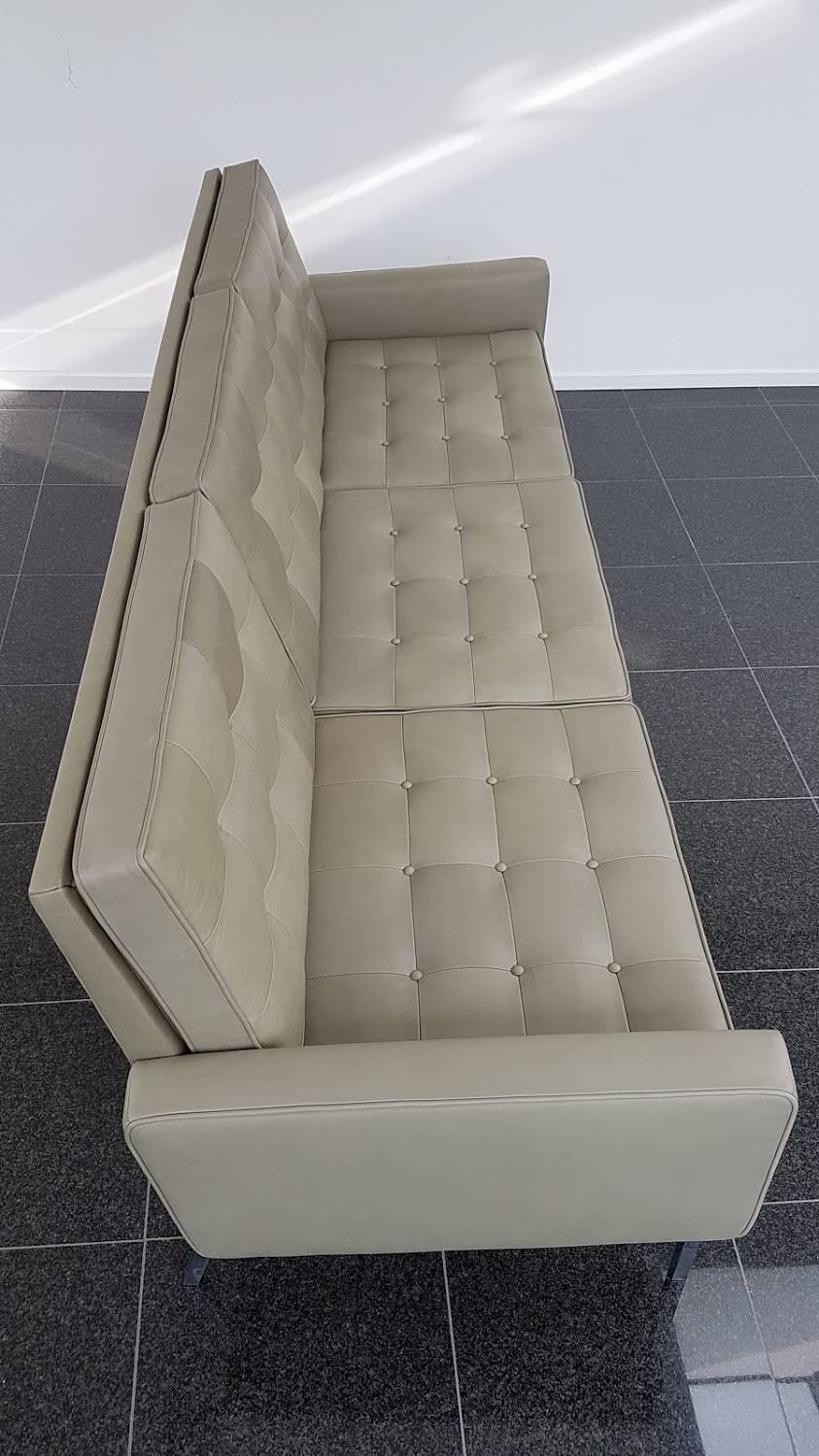 Florence Knoll, canapé en cuir vert olive, 1958 2