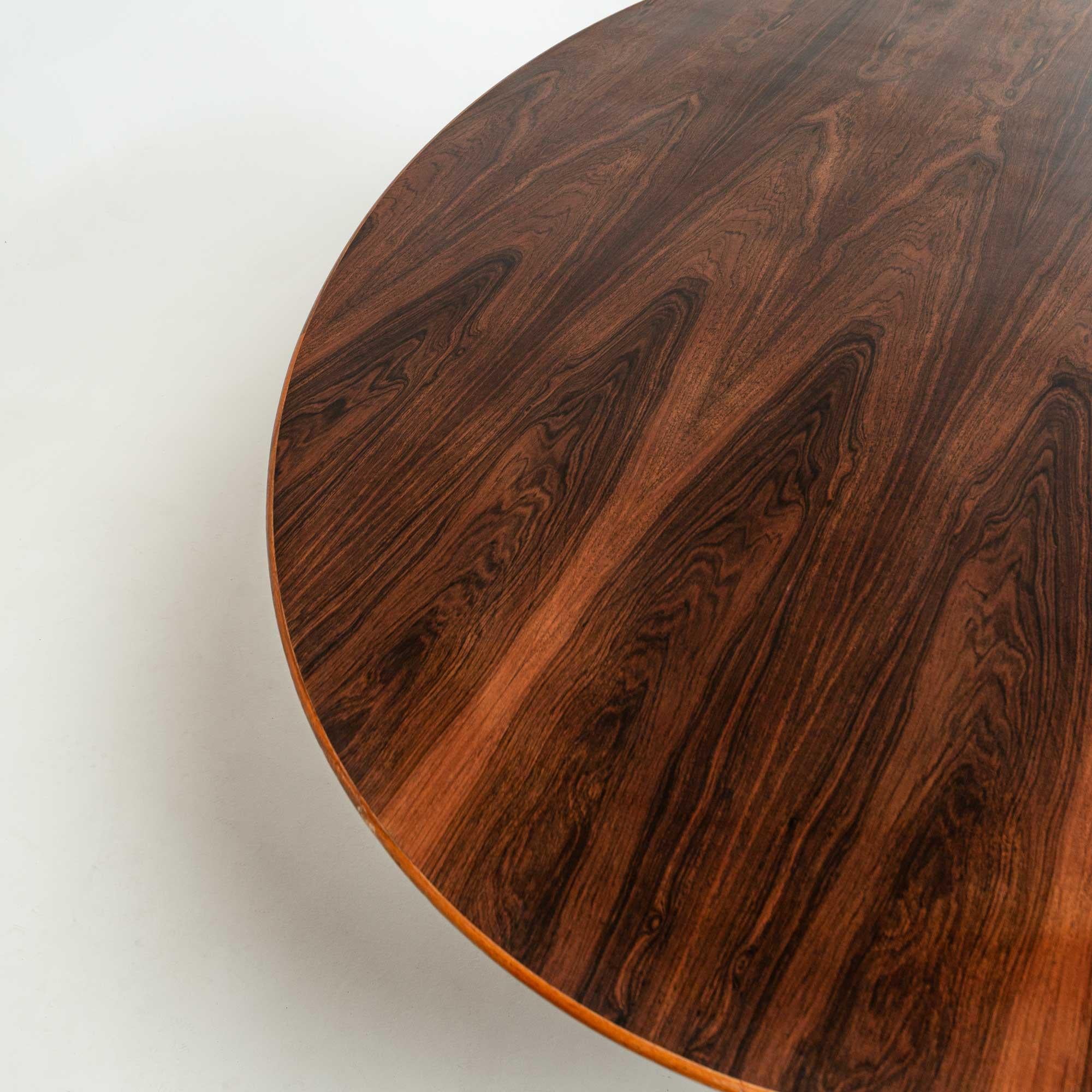 Late 20th Century Florence Knoll 1961 Oval Table/Desk in Rosewood