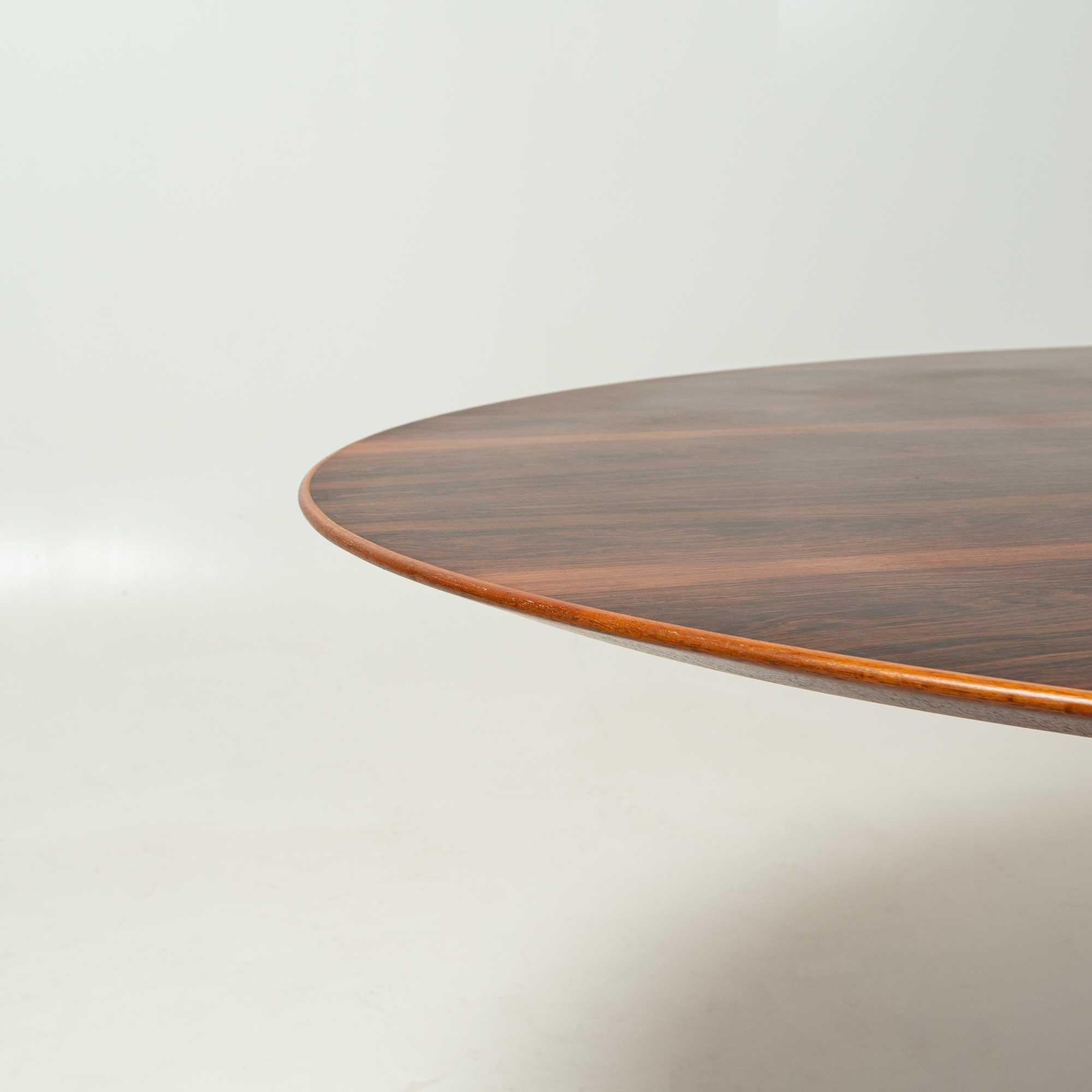 Florence Knoll 1961 Oval Table/Desk in Rosewood 2