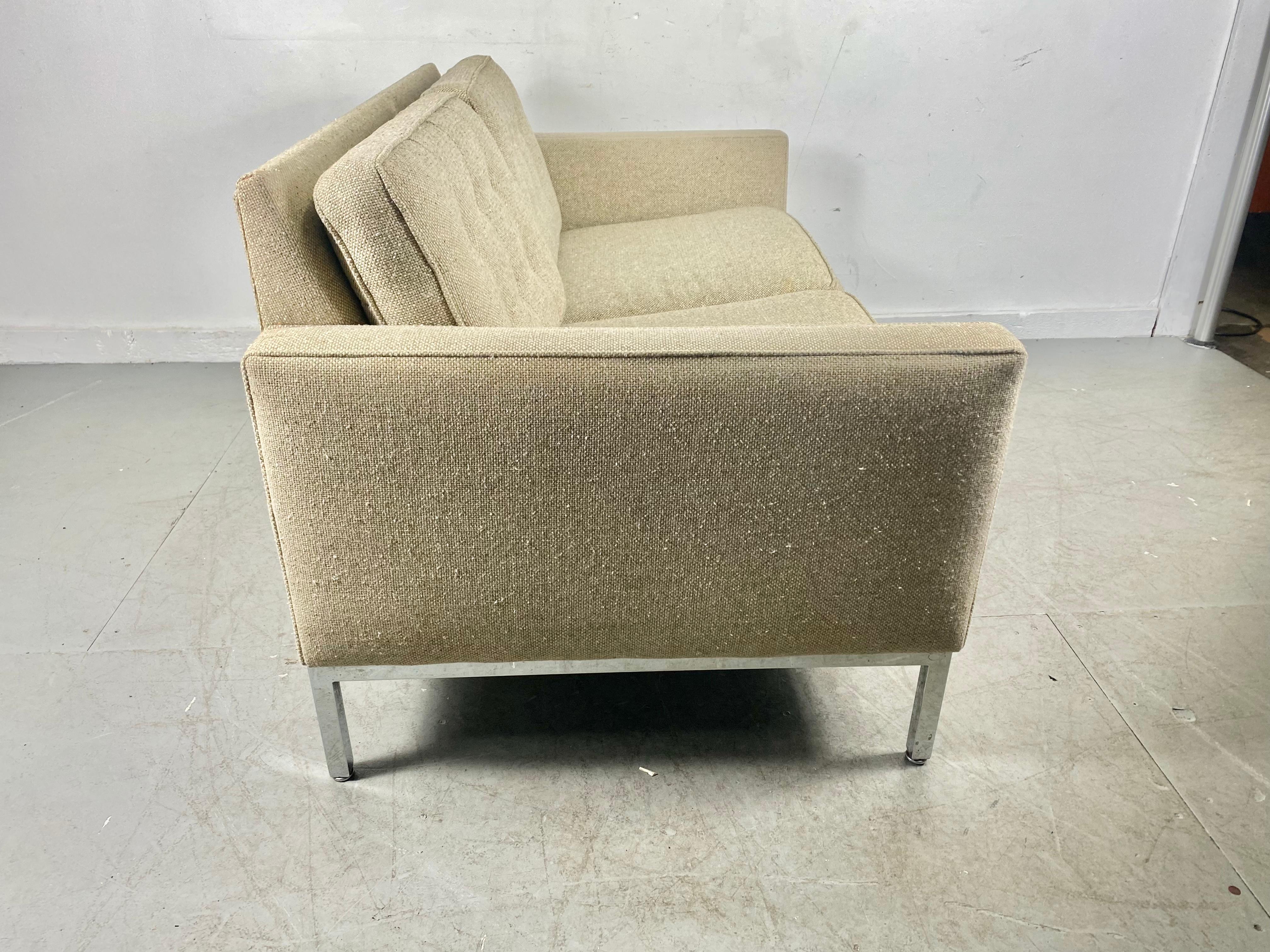 Américain Canapé 2 places Florence Knoll, classique, mi-siècle moderne, Knoll en vente