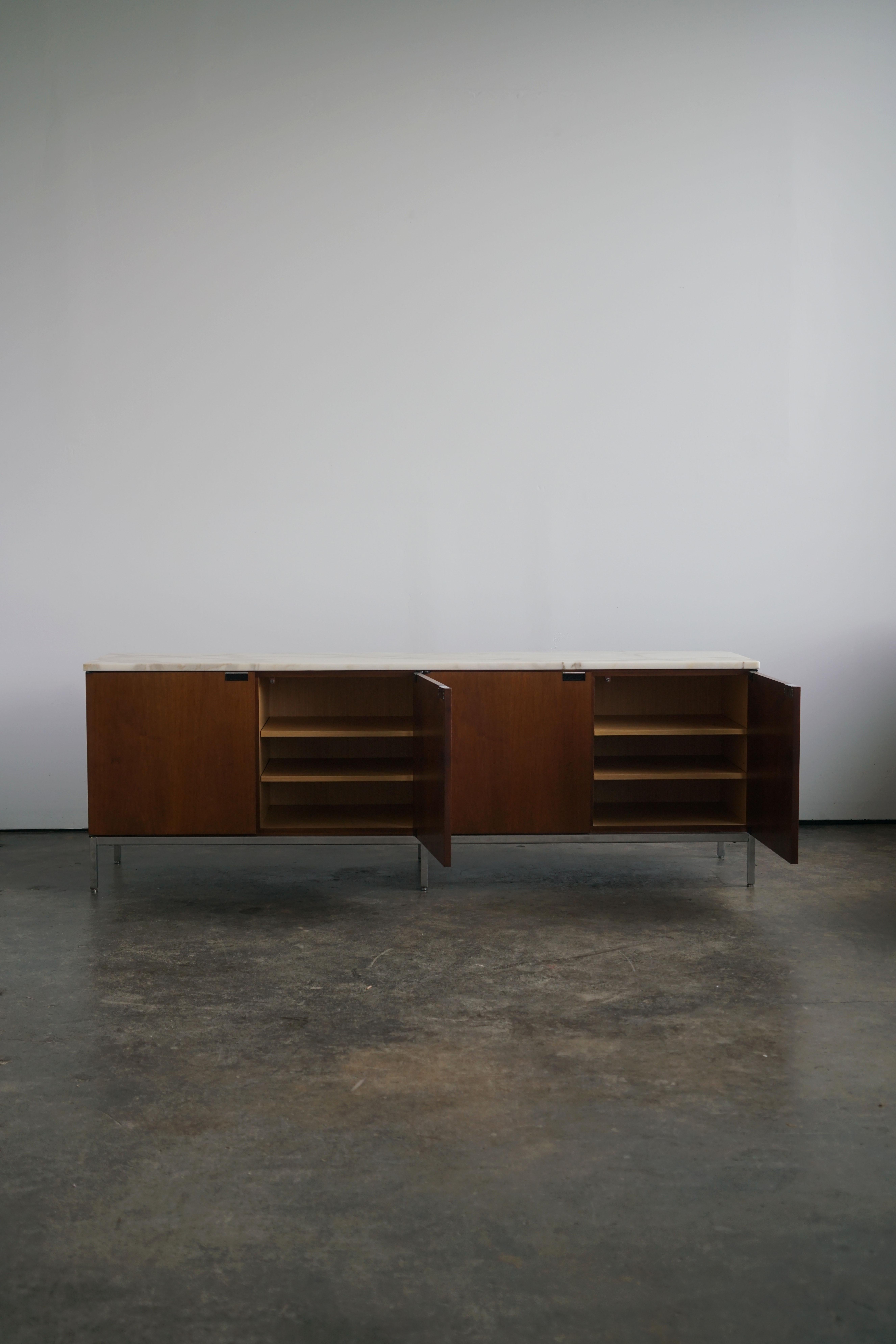 Florence Knoll 4 Position Credenza for Knoll, 1990's with Marble top In Good Condition In Chicago, IL