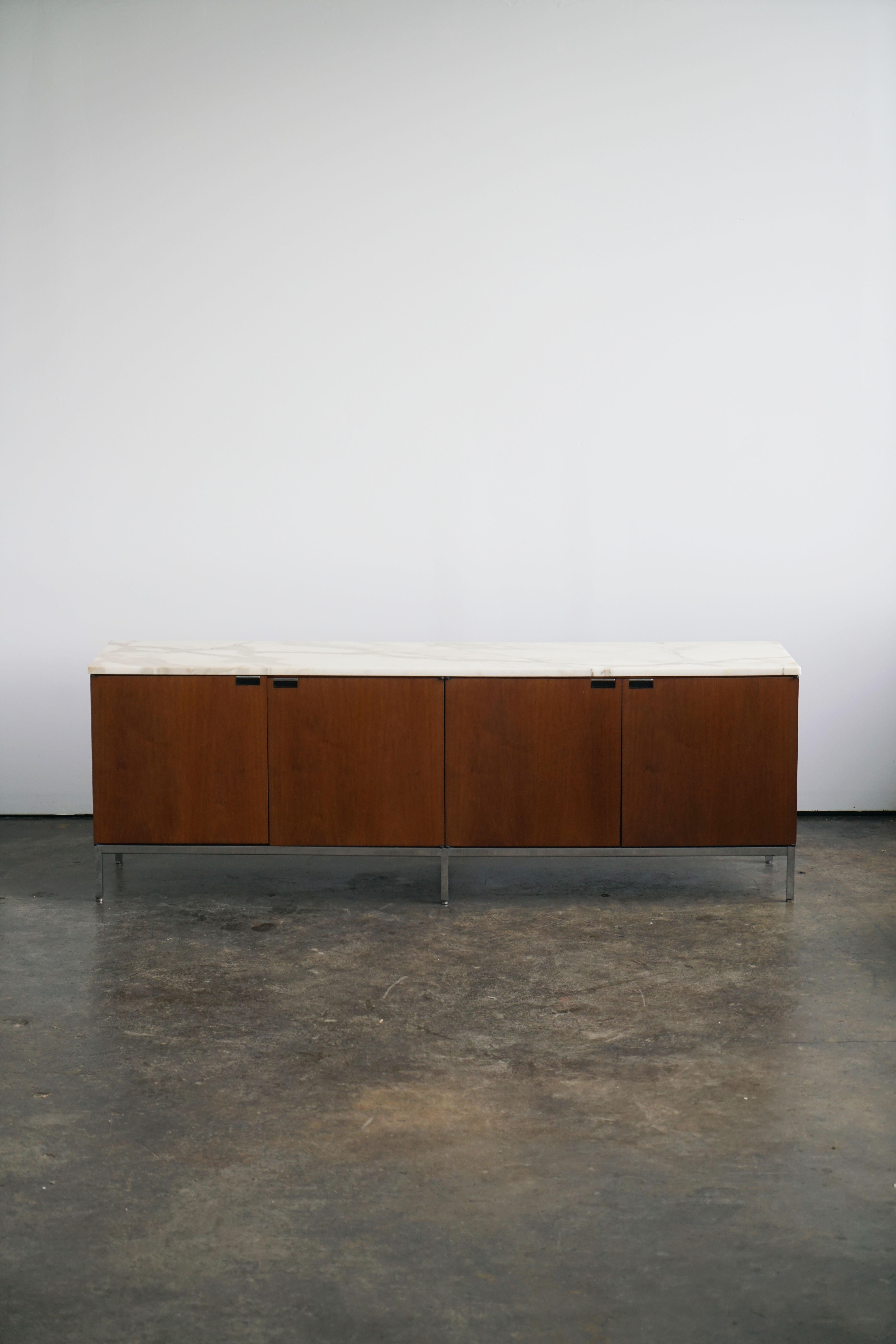 Florence Knoll 4 Position Credenza for Knoll, 1990's with Marble top 6