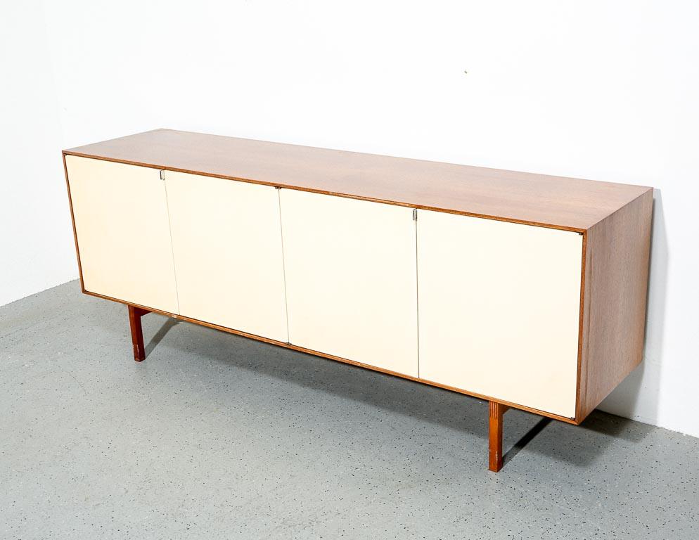 Mid-Century Modern Florence Knoll '541' Credenza