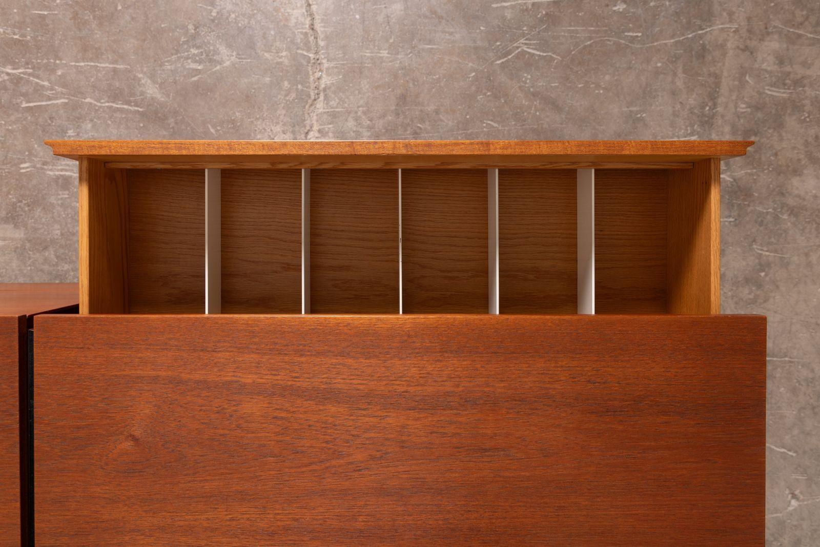 Florence Knoll 6-Schubladen-Doppelkommode aus Teakholz mit Satin- Nickel-Sockel 1960er Jahre im Angebot 5