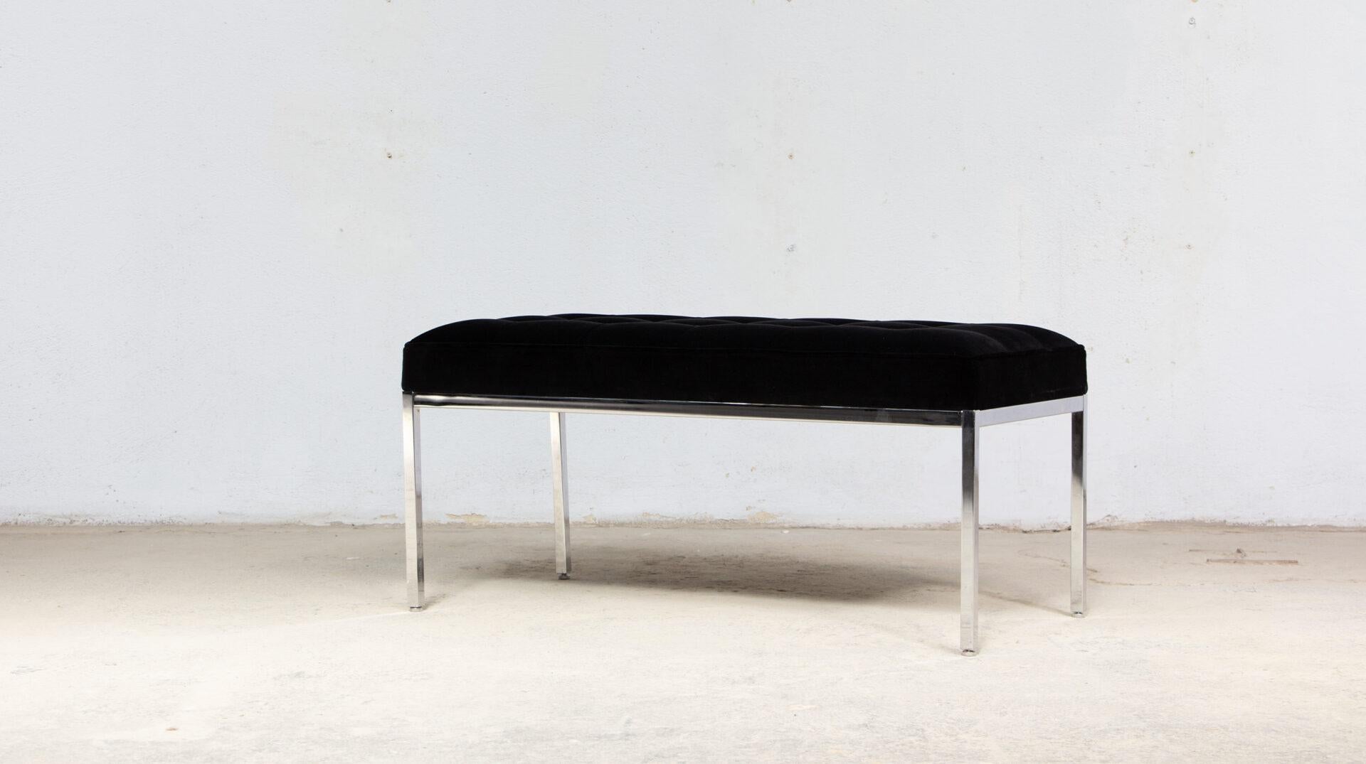 Mid-Century Modern Florence Knoll Bench for Knoll International For Sale