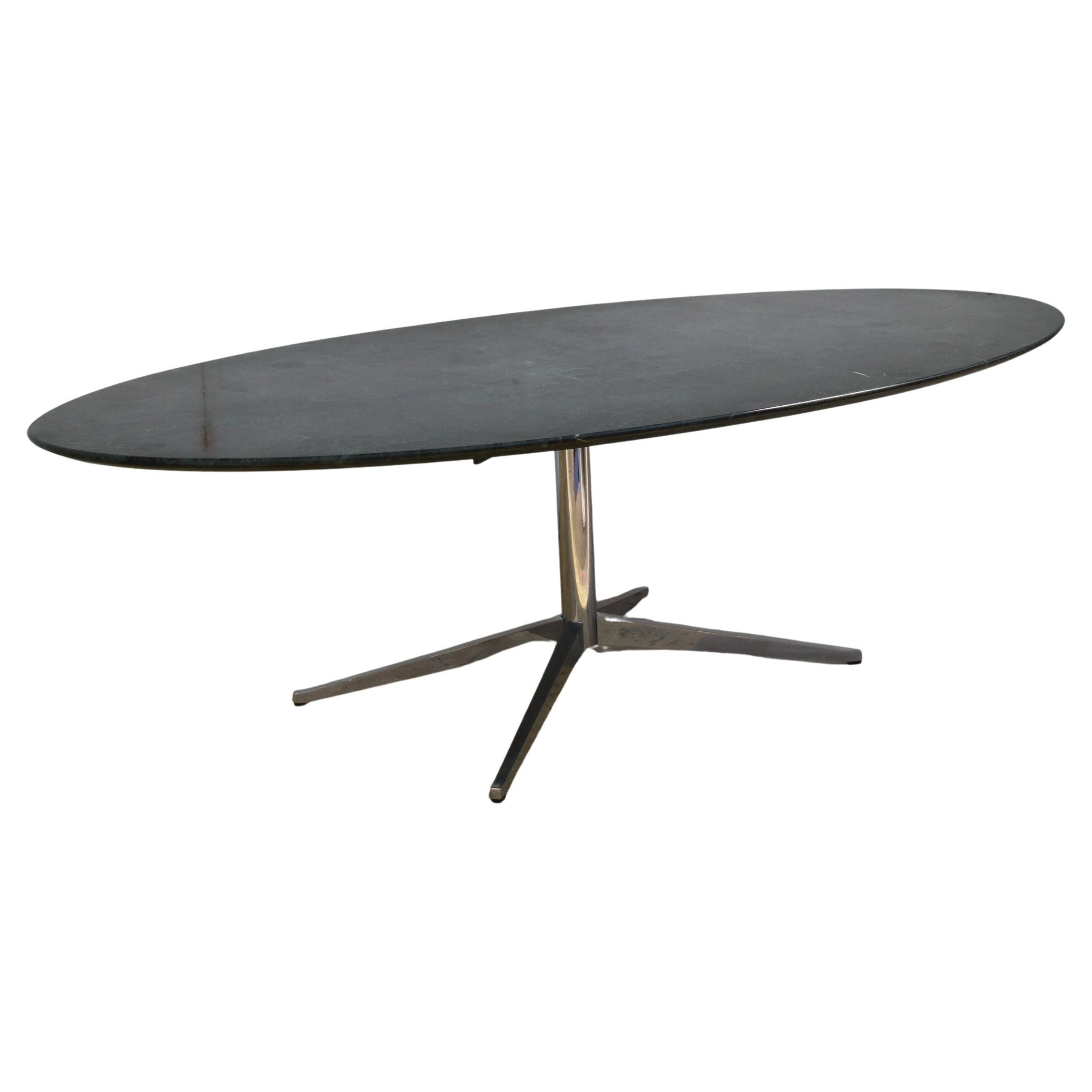 Table de salle à manger/conférence en granit noir de Florence Knoll en vente
