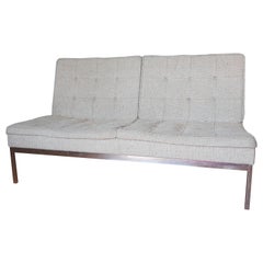 Florence Knoll Chrom und Creme Wolle gepolstert Armless Sofa