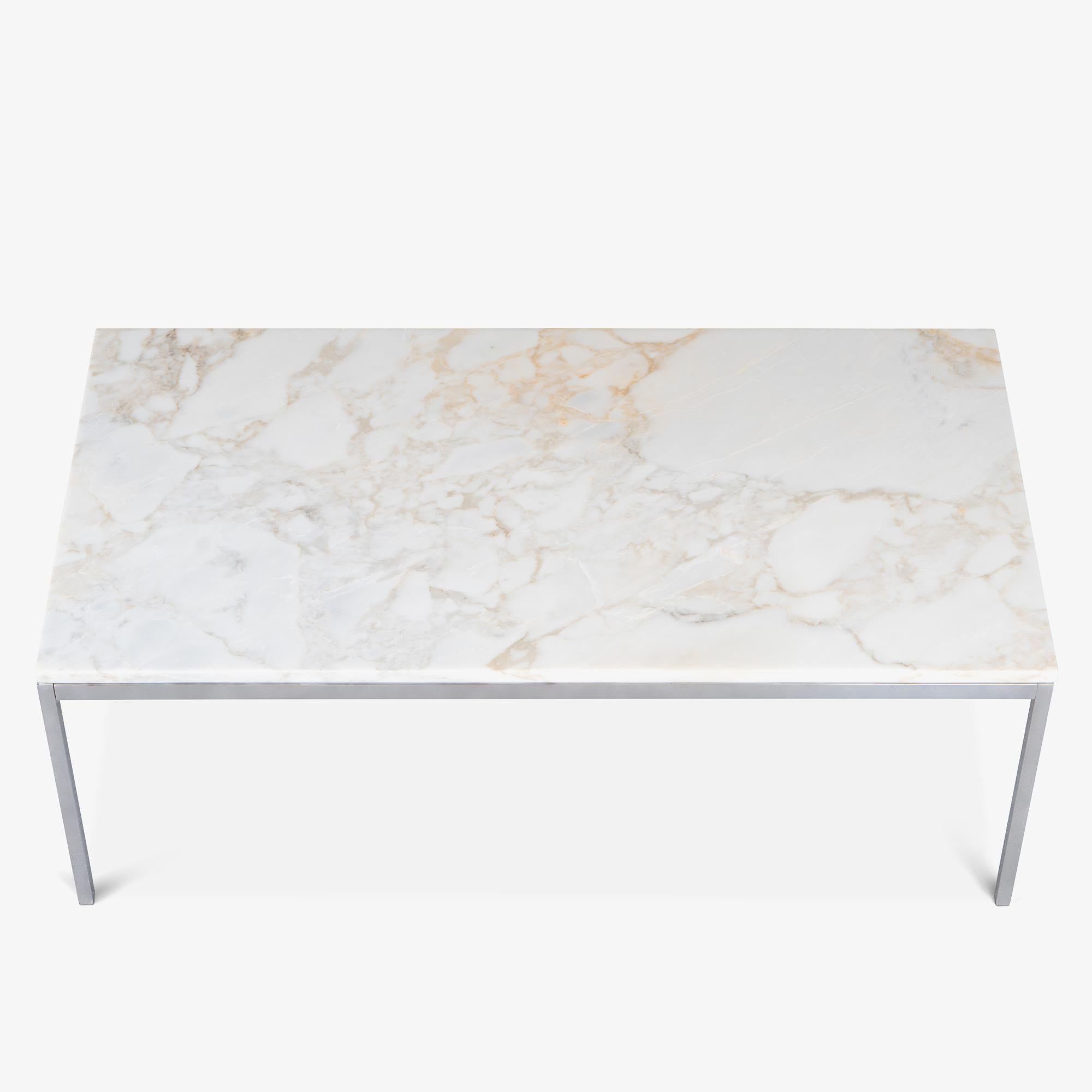 Chrome Table basse Florence Knoll en marbre Calacatta et chrome en vente