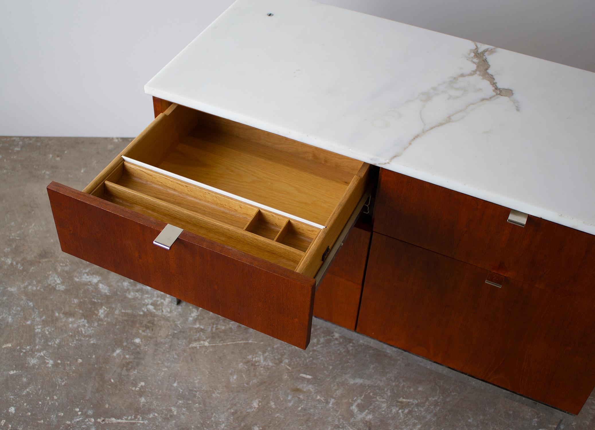 Florence Knoll Credenza in Teak and Marble 1