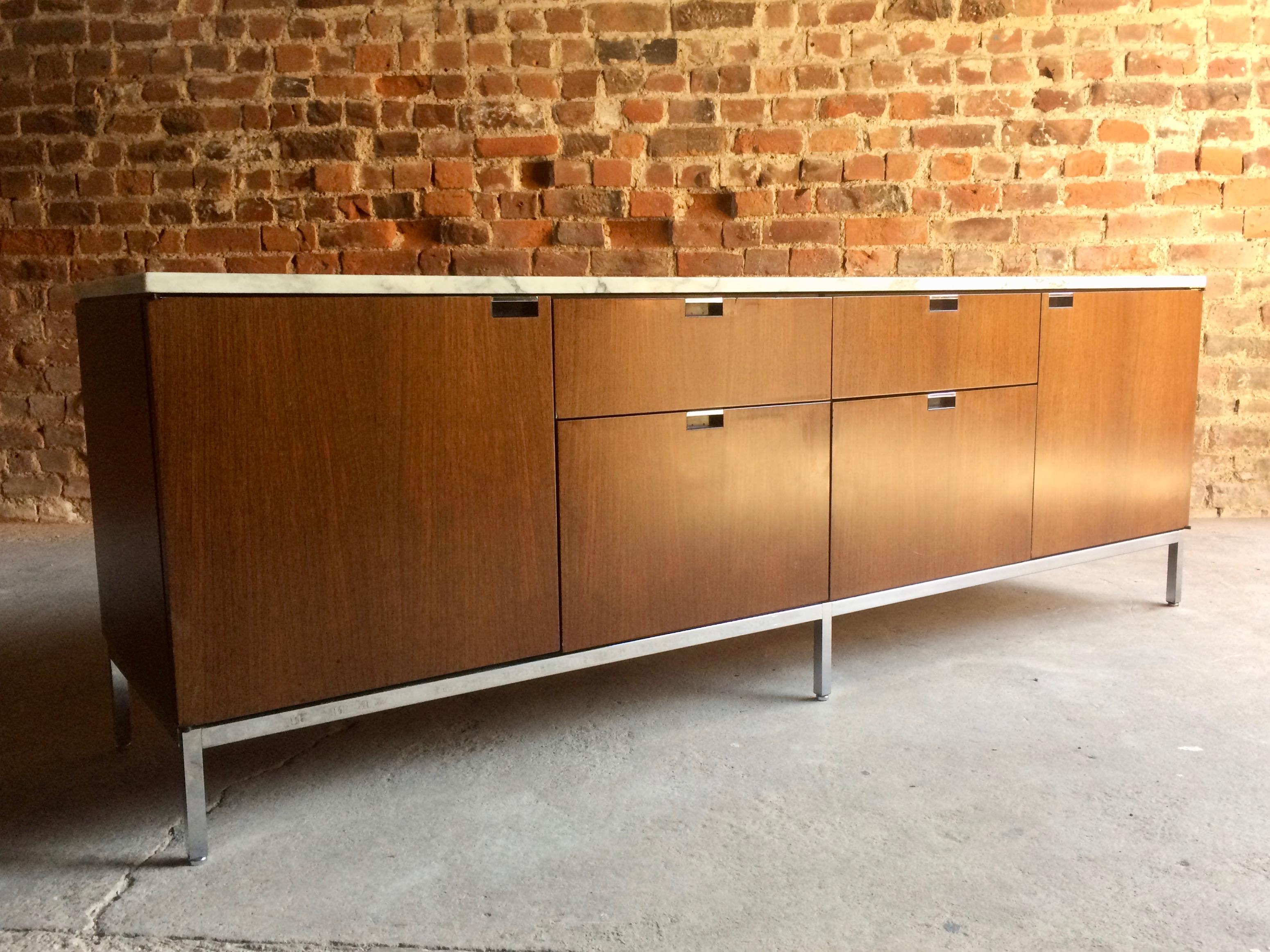 Mid-Century Modern Florence Knoll Credenza Sideboard Walnut & Carrara Marble Original, 1970s