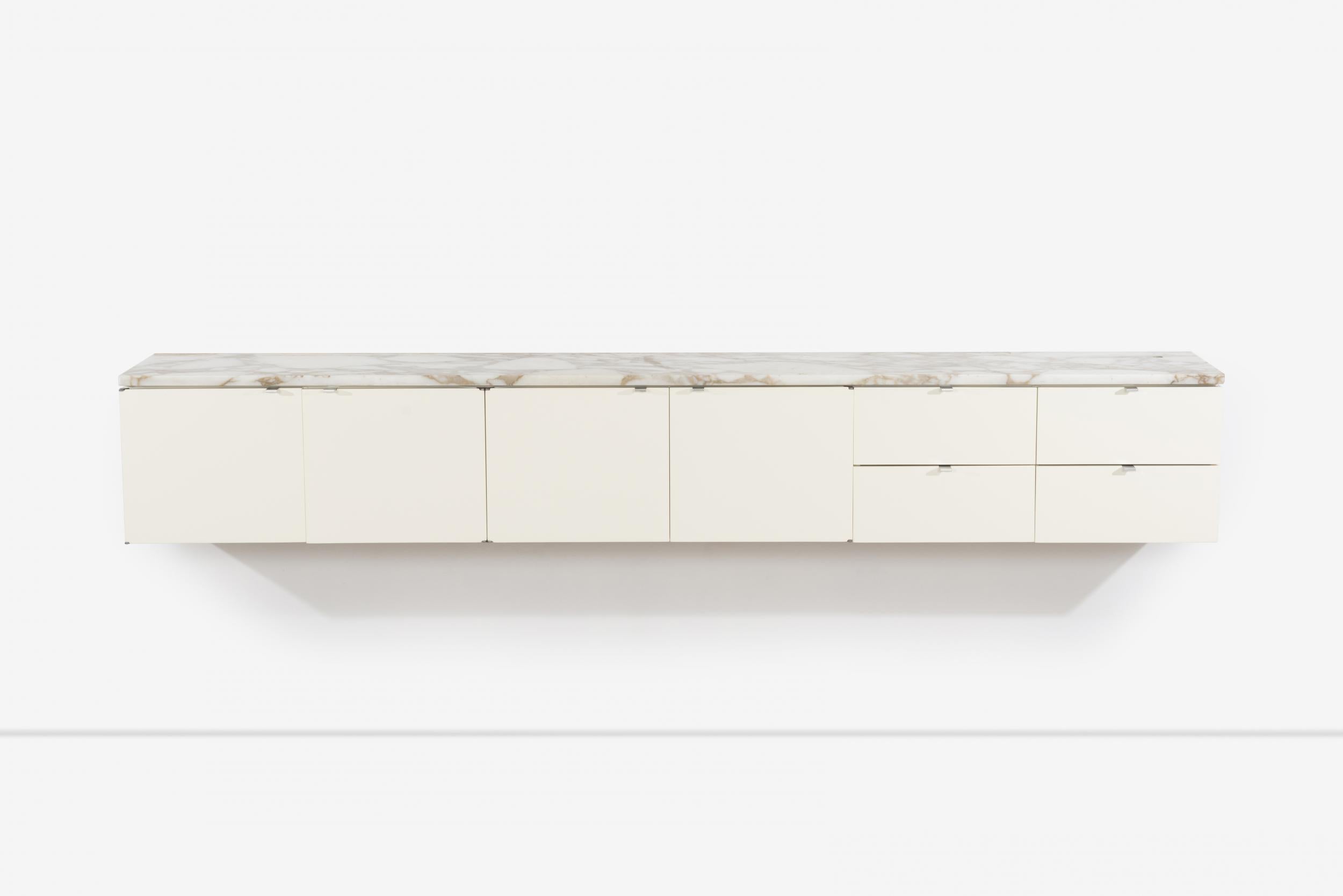 Mid-Century Modern Florence Knoll armoire murale personnalisée par Knoll Associates en vente