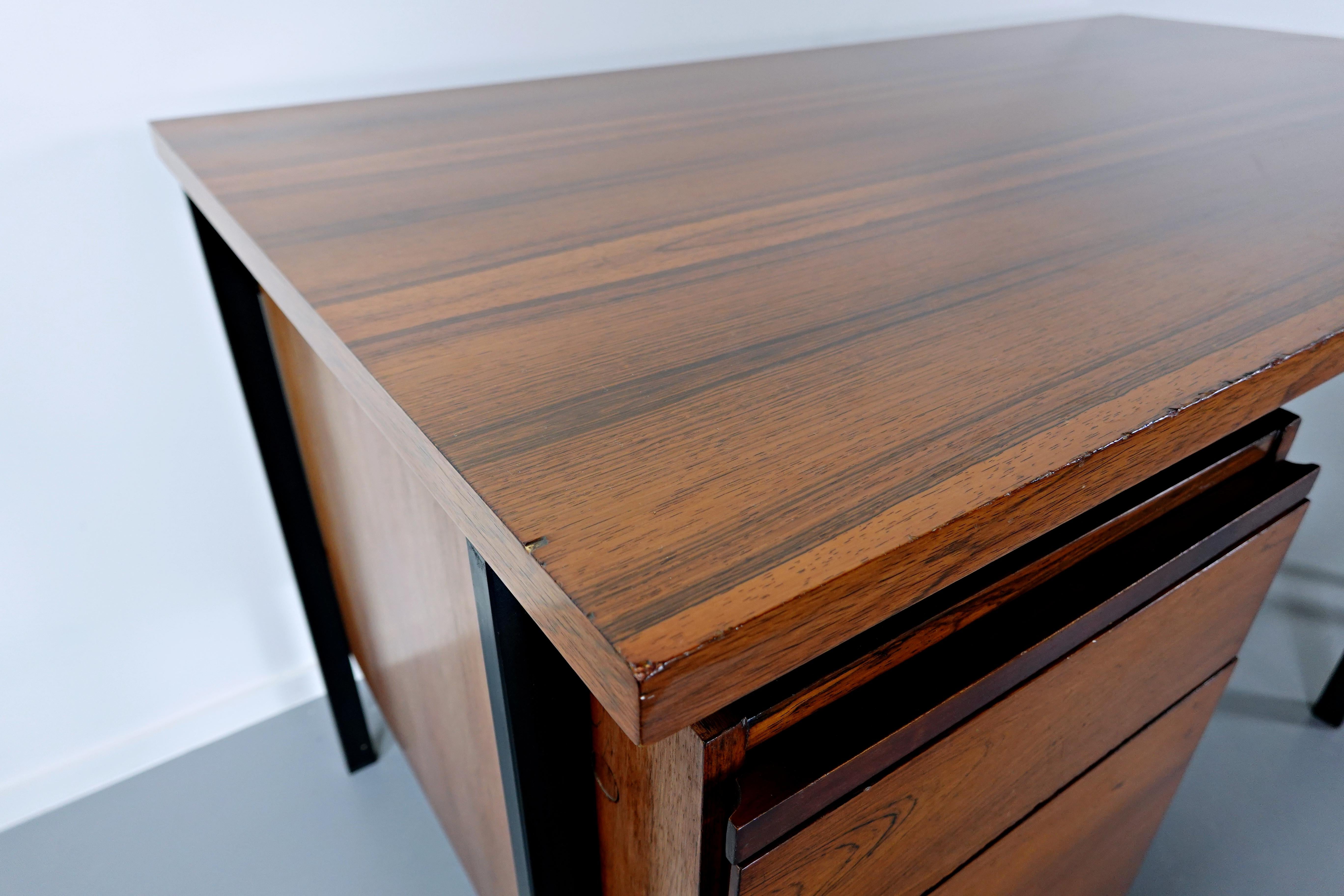 Mid-Century Modern Florence Knoll Desk, 1950s 5