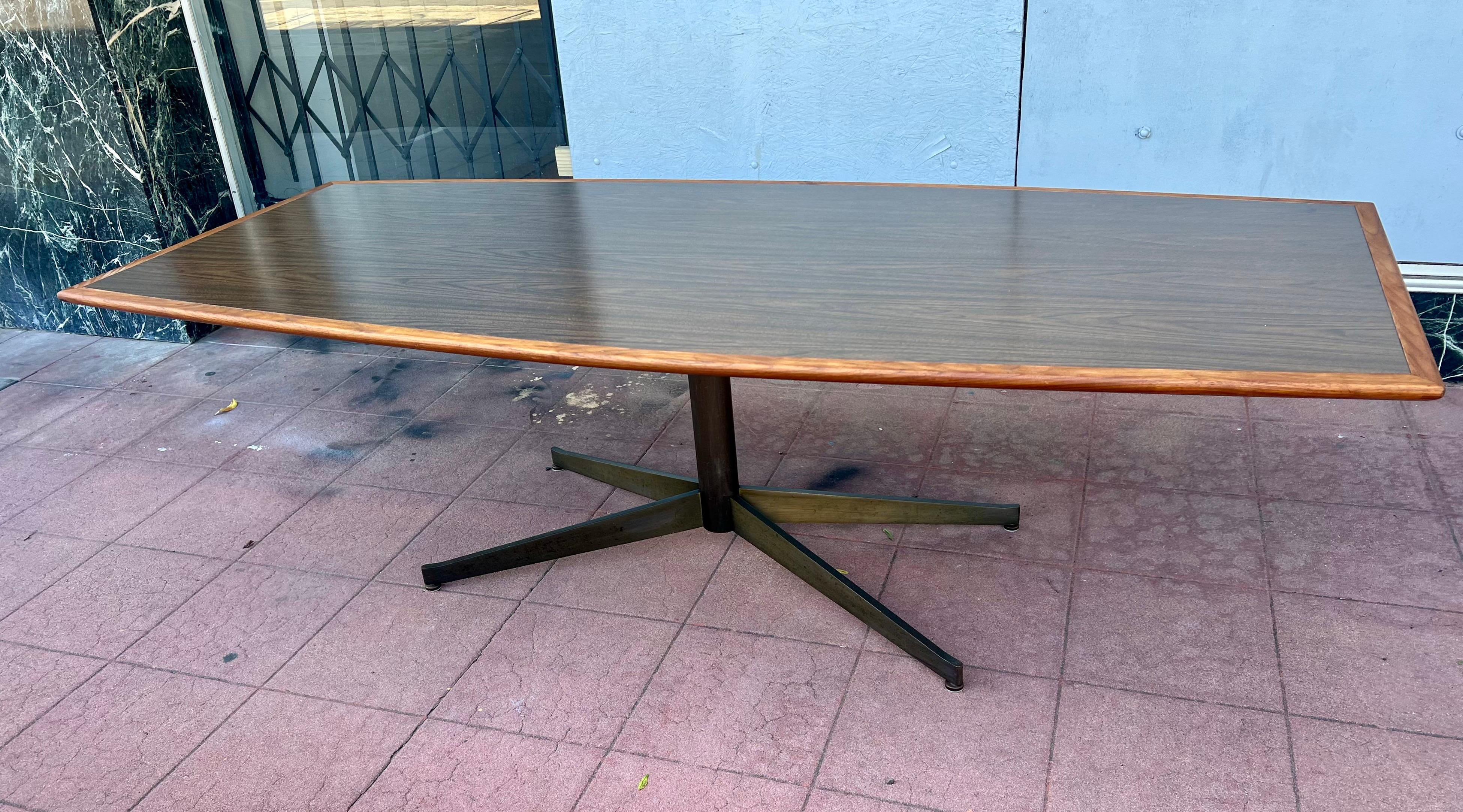 Florence Knoll Dining Conference Desk Table Bronze Star Base X Large & Walnut For Sale 1